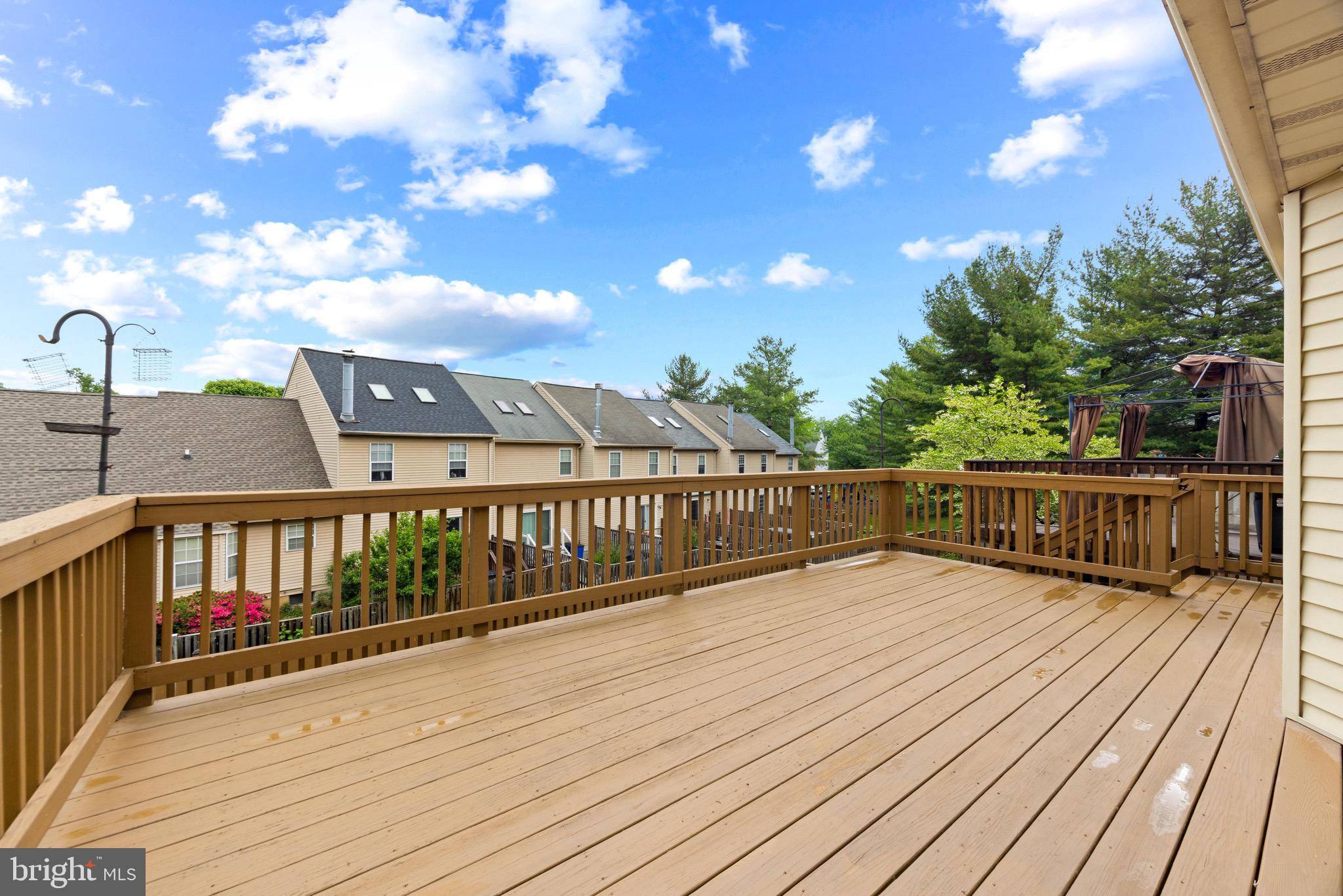 OLD FIELDS - Residential
