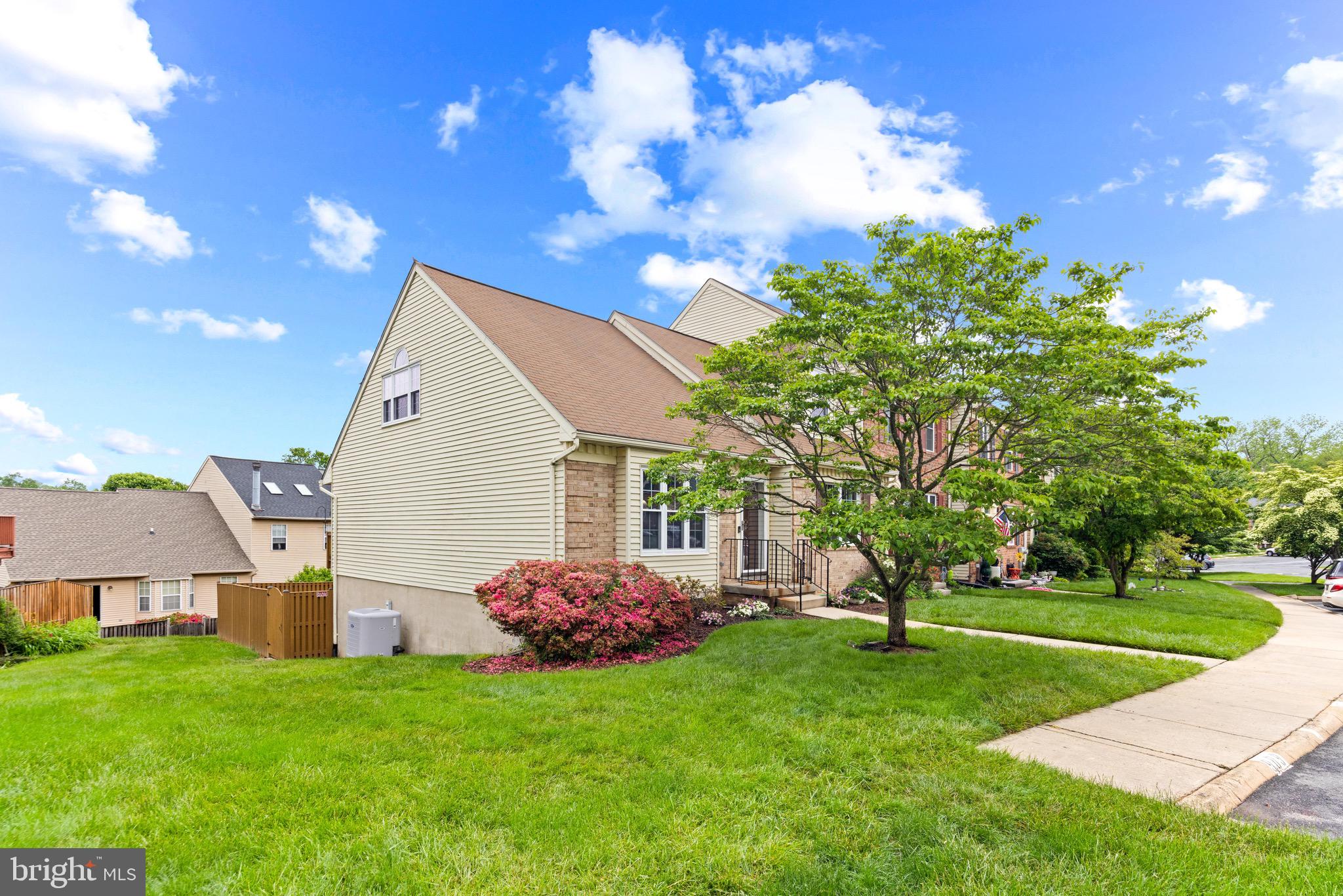 OLD FIELDS - Residential