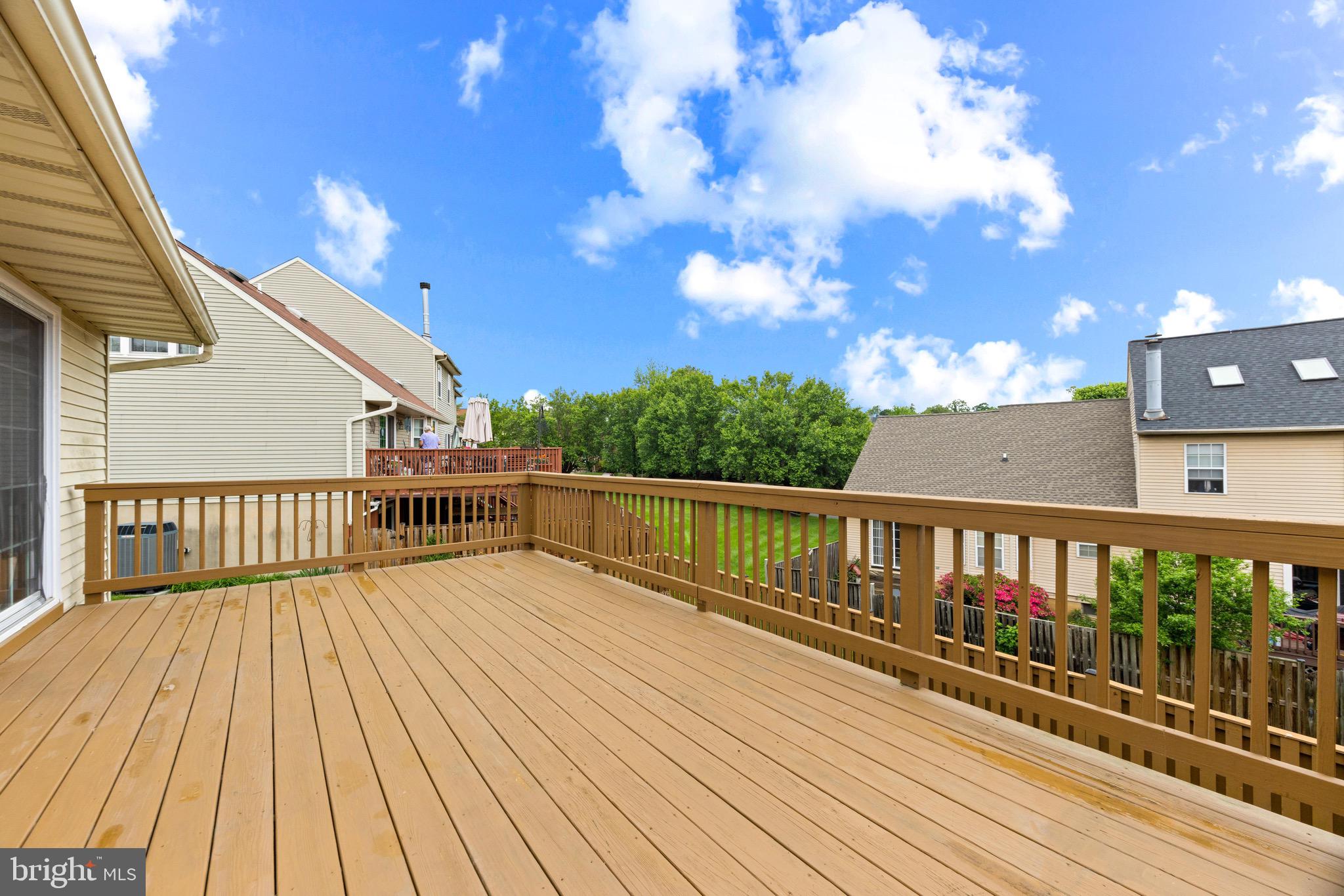 OLD FIELDS - Residential