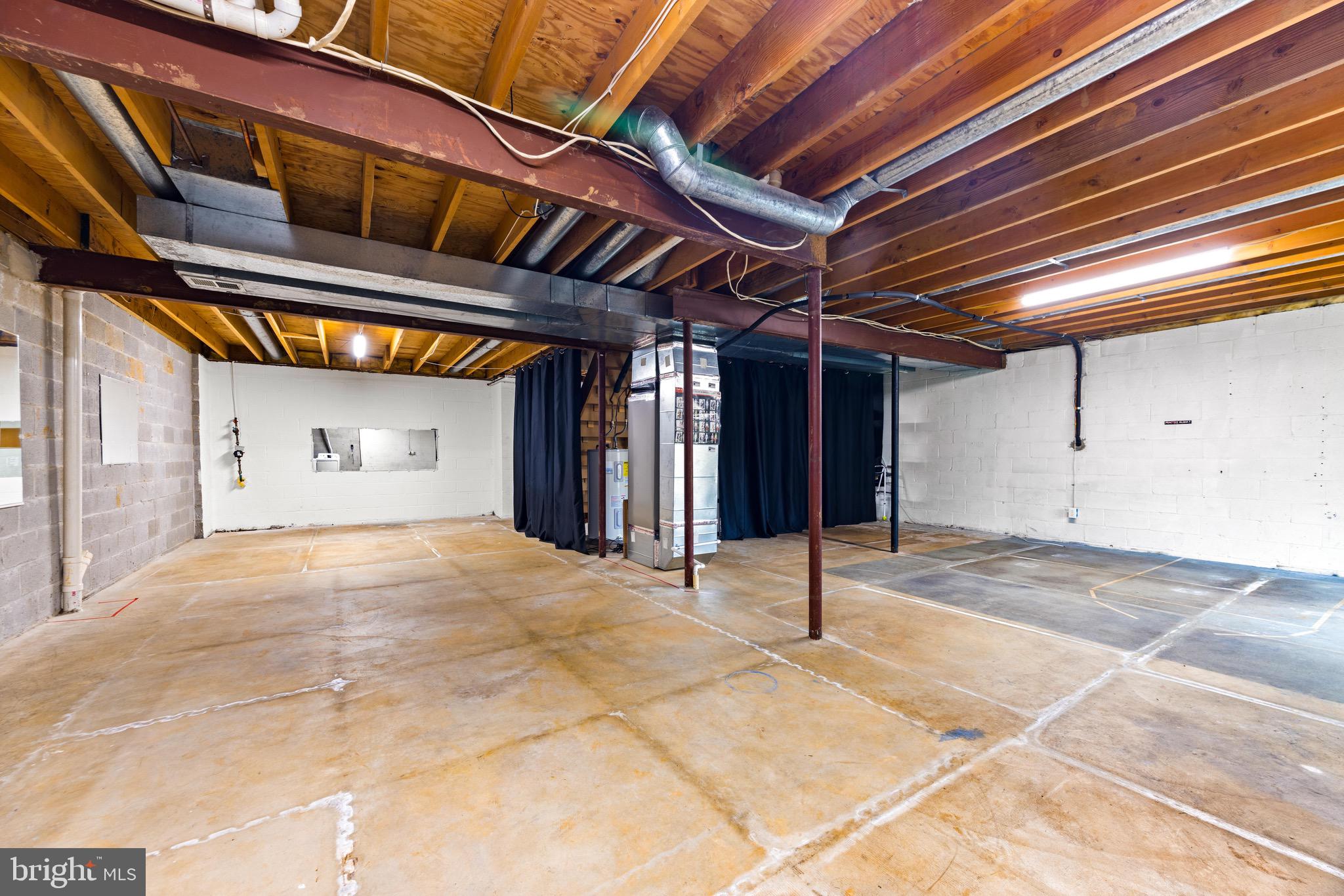 OLD FIELDS - Residential