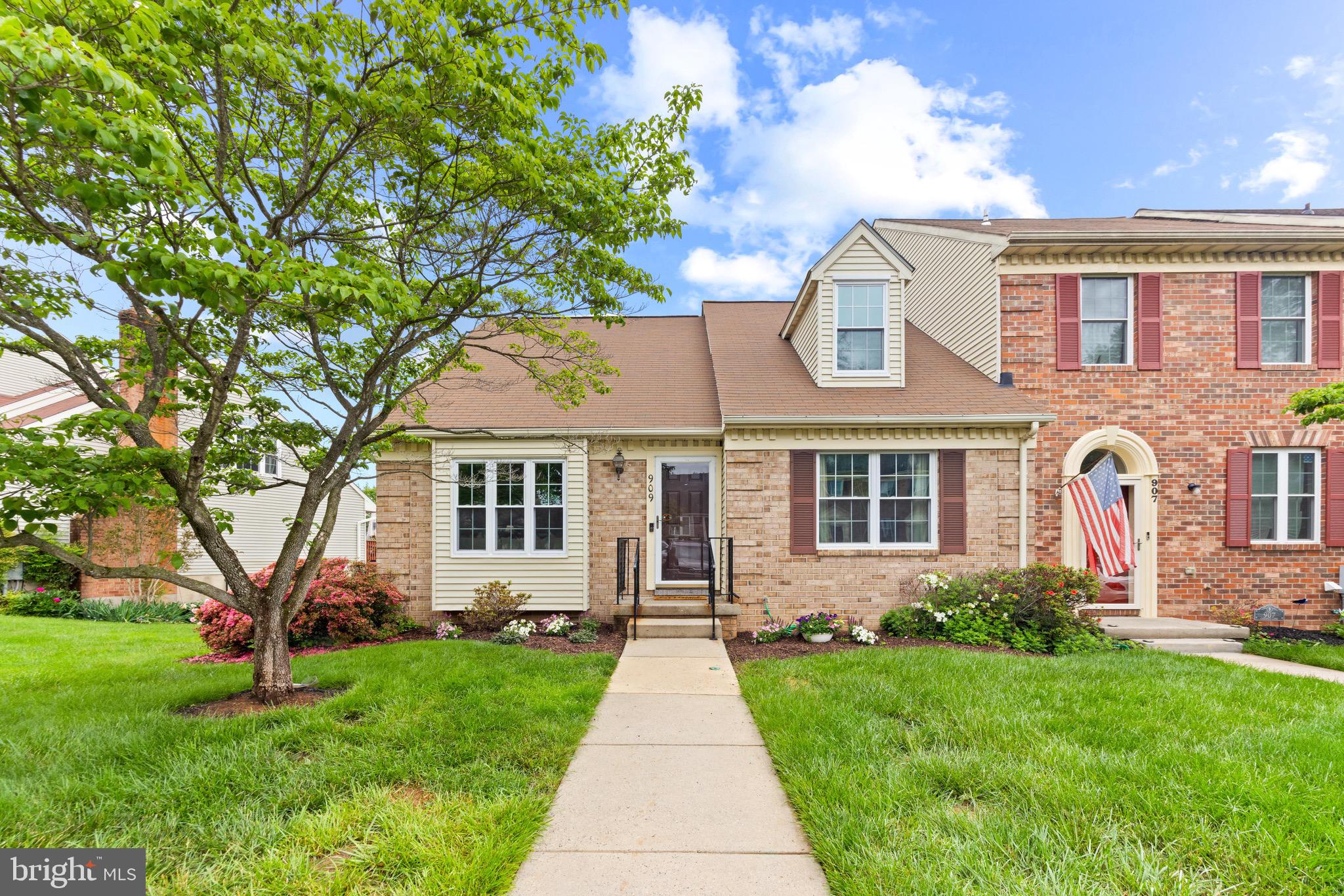 OLD FIELDS - Residential