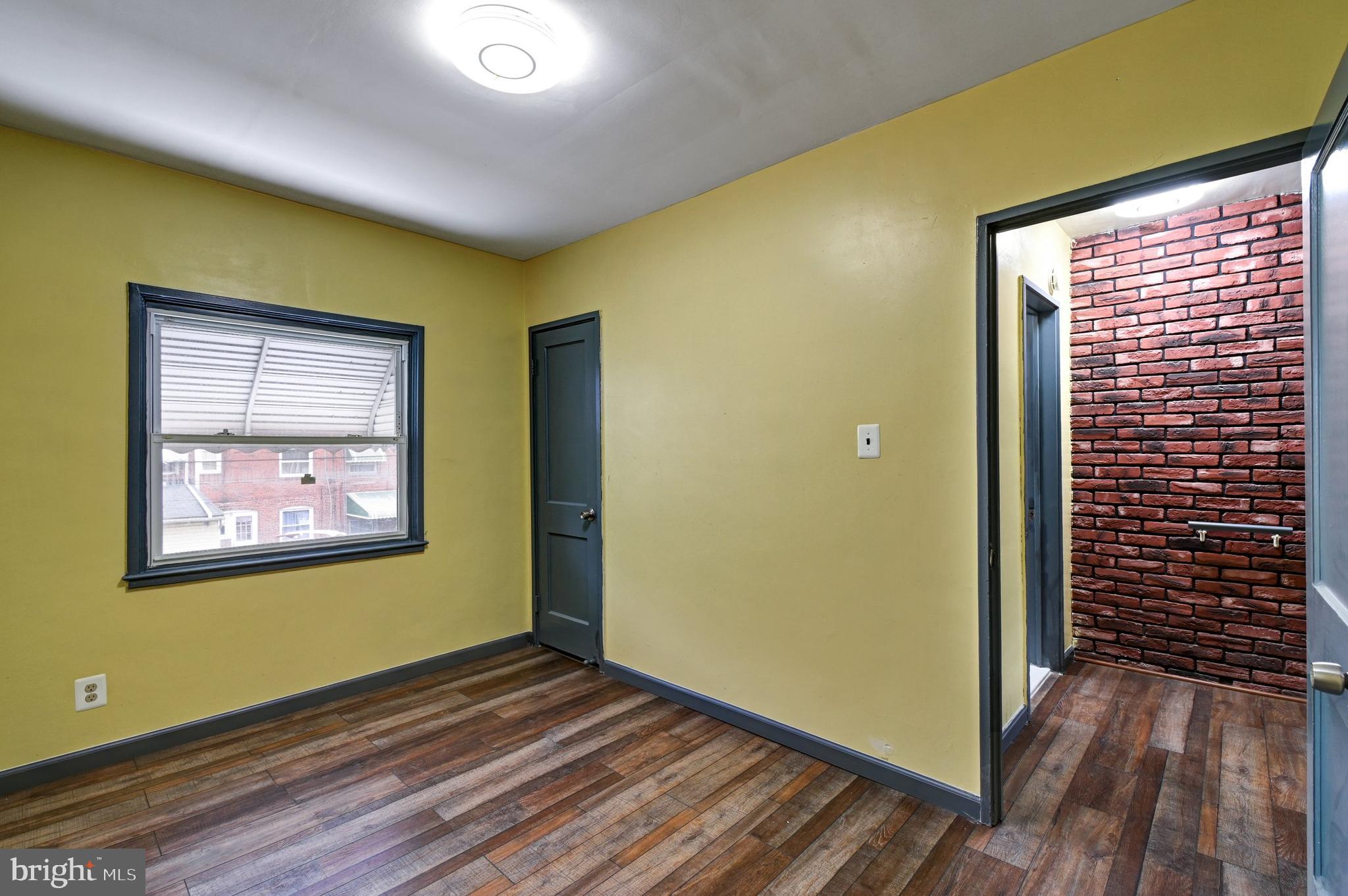 BROOKLYN - Residential