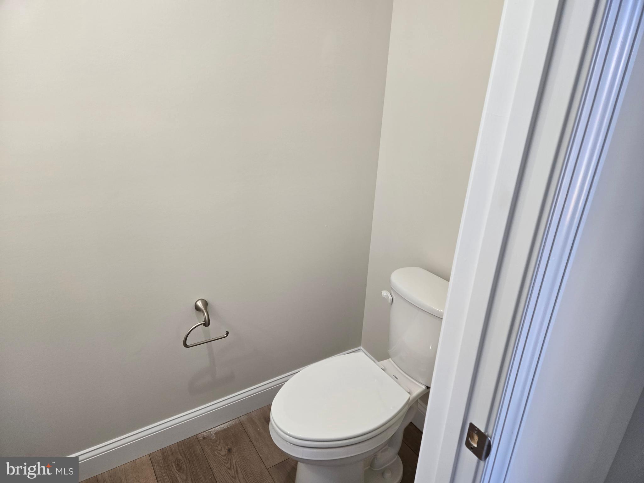 HICKORY HOLLOW - Residential