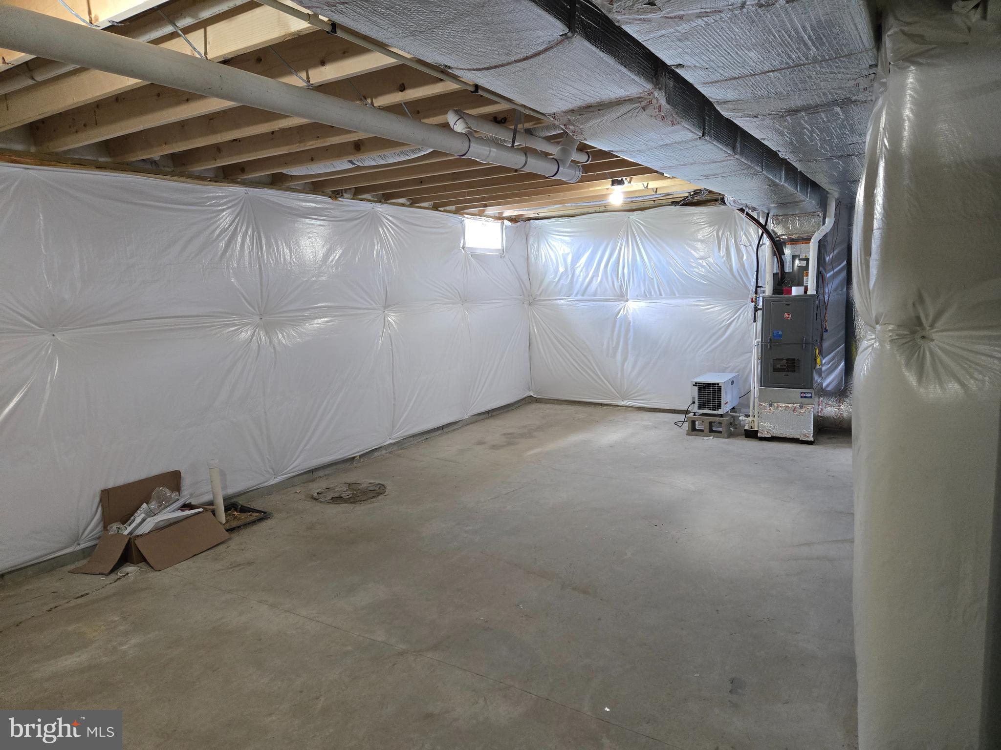 HICKORY HOLLOW - Residential