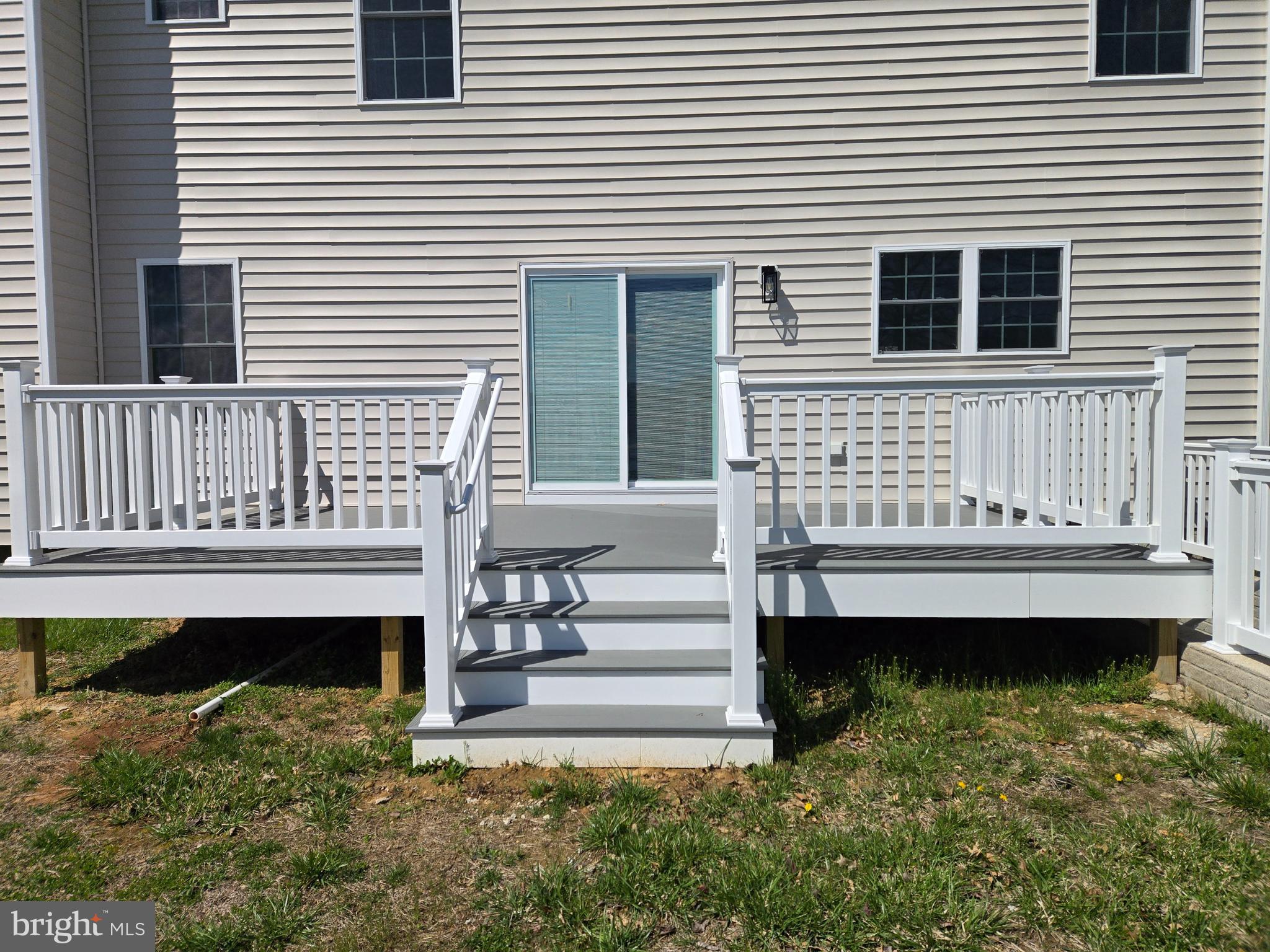 HICKORY HOLLOW - Residential