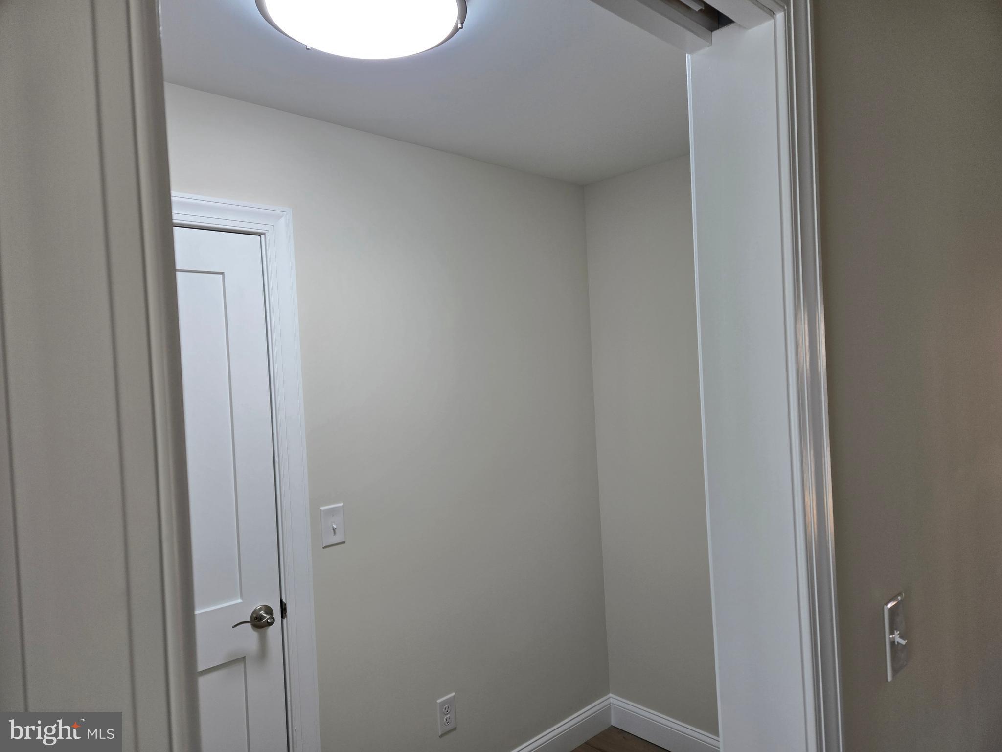 HICKORY HOLLOW - Residential