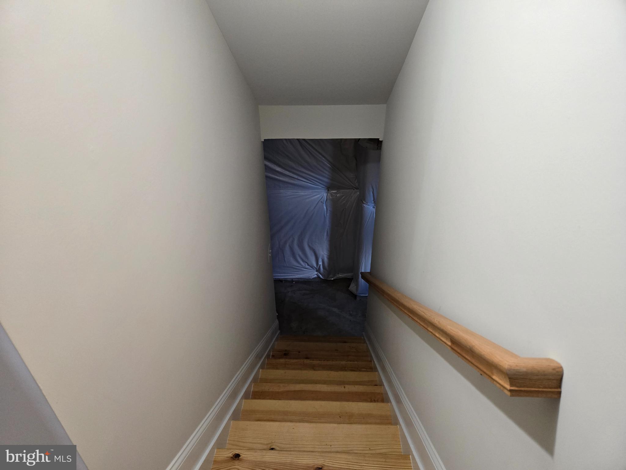 HICKORY HOLLOW - Residential