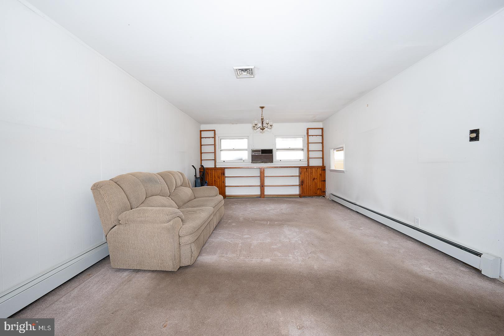 PENN SQ - Residential