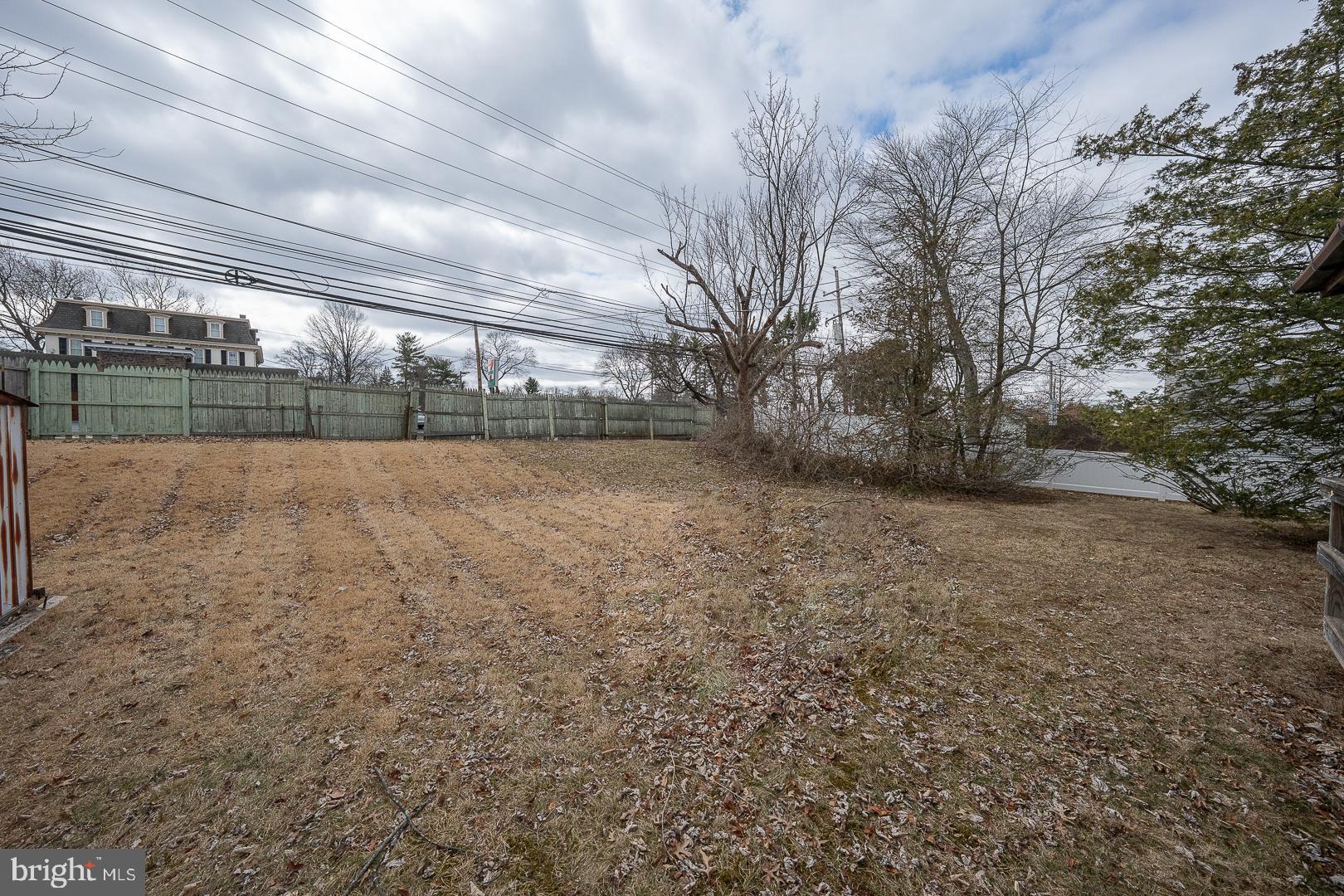 PENN SQ - Residential