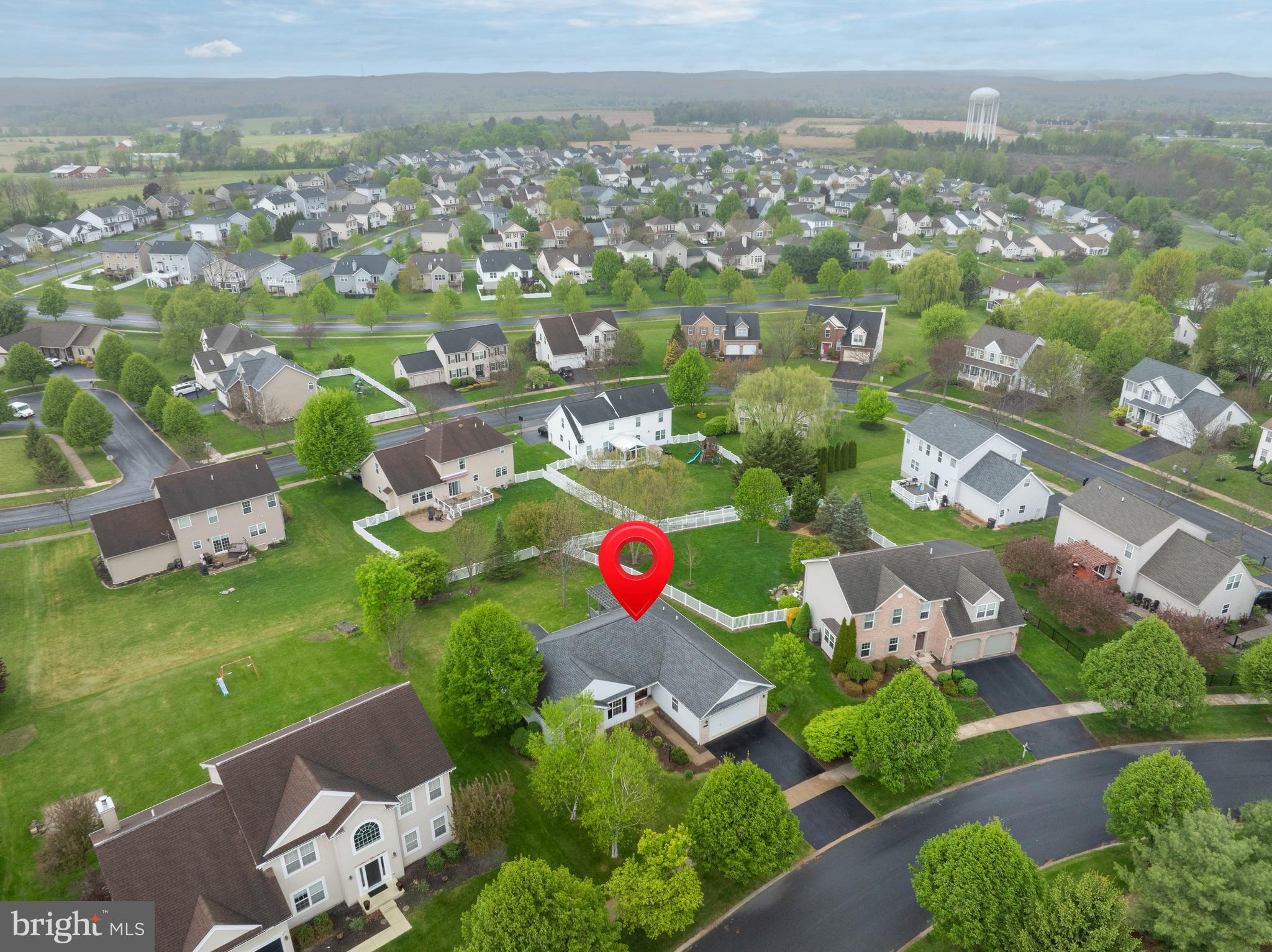 FOXPOINTE - Residential