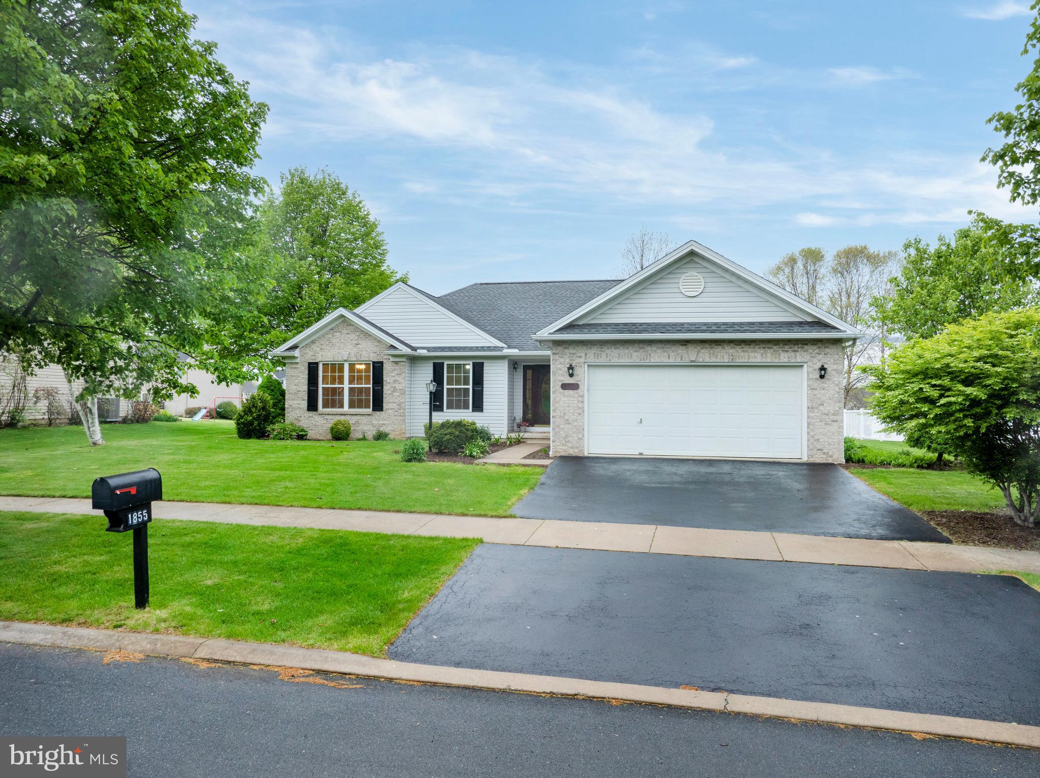 FOXPOINTE - Residential