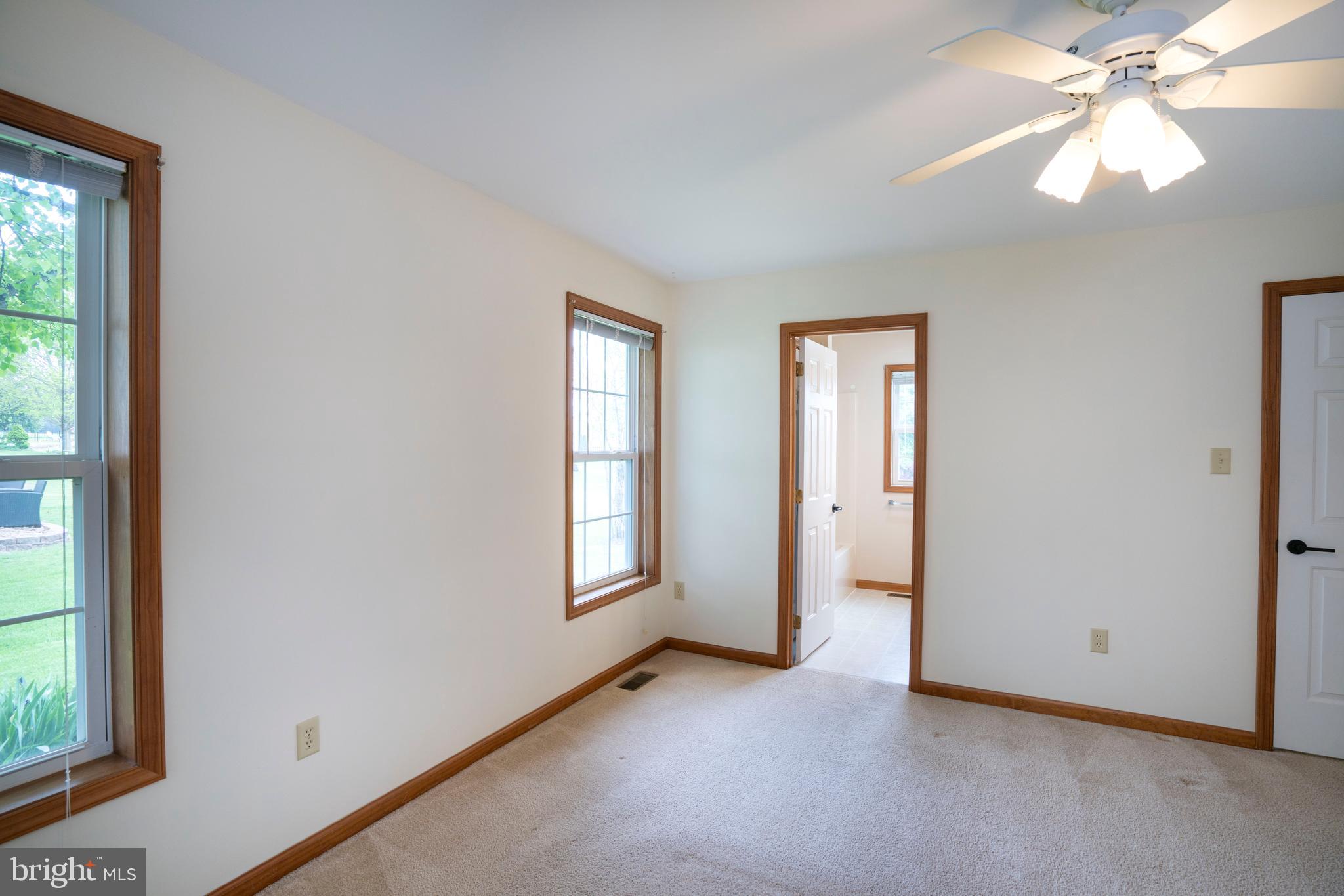 FOXPOINTE - Residential