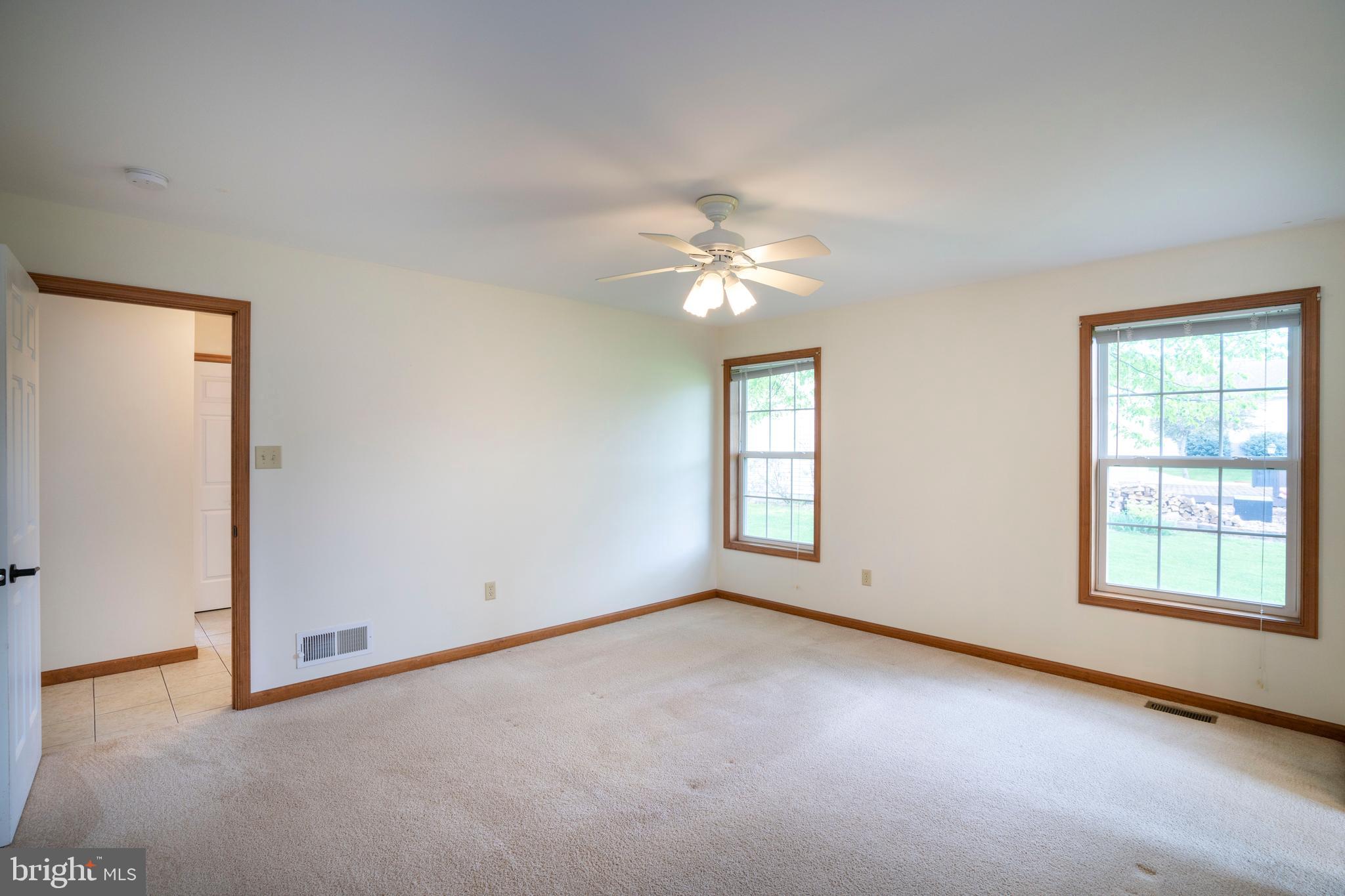 FOXPOINTE - Residential