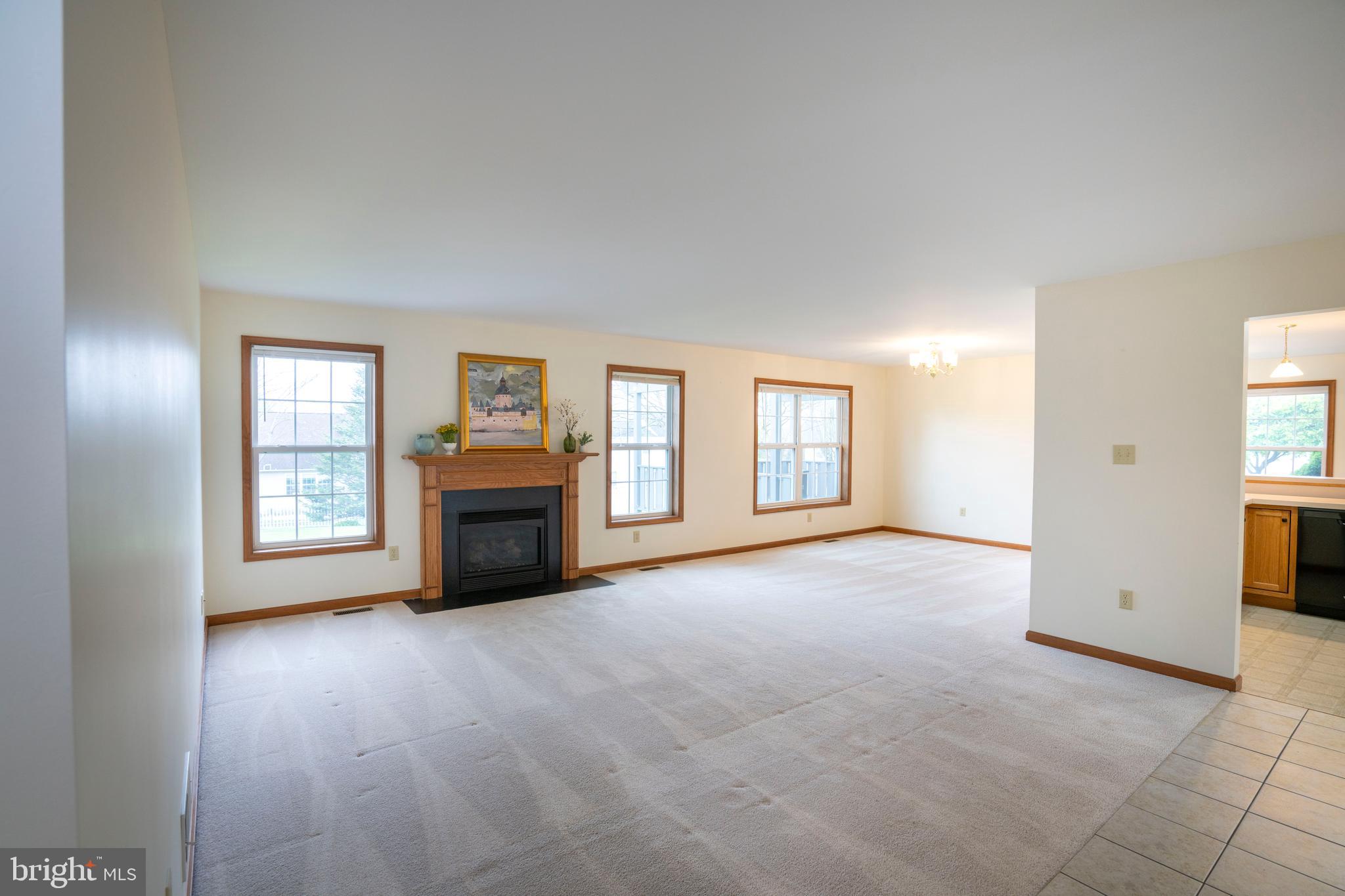 FOXPOINTE - Residential