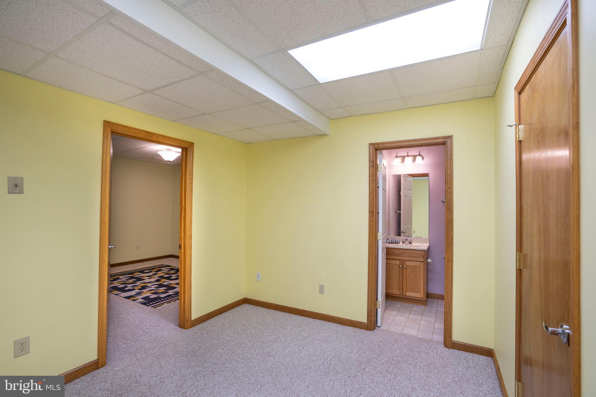 FOXPOINTE - Residential