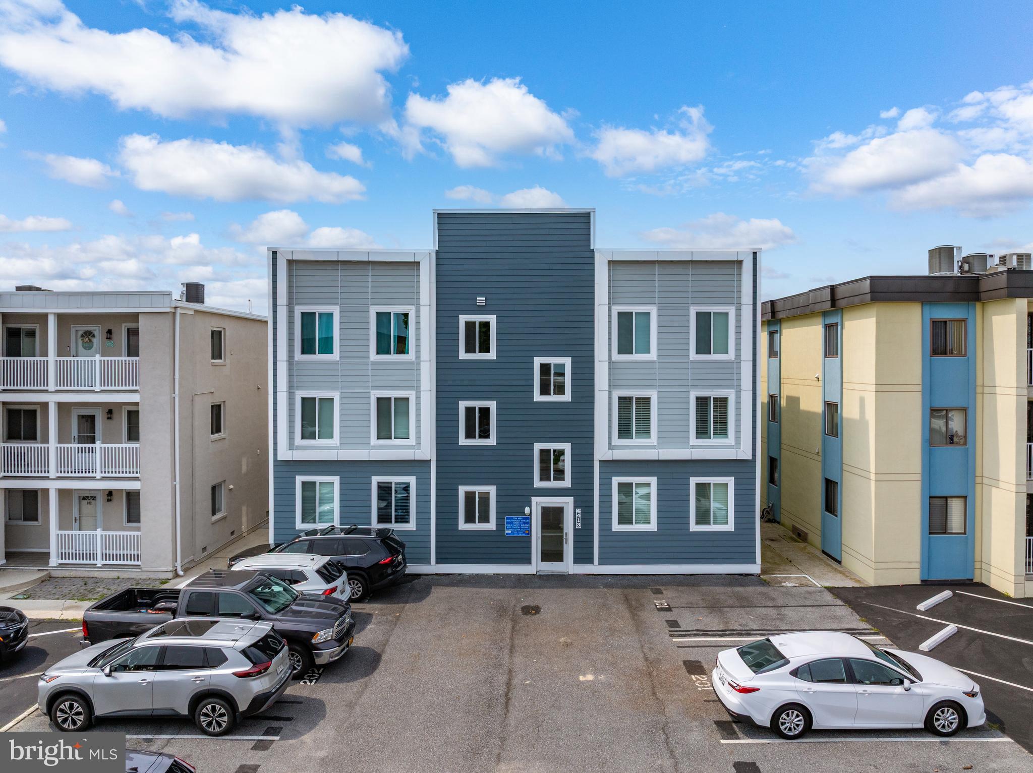 413 BAYSHORE DRIVE 201