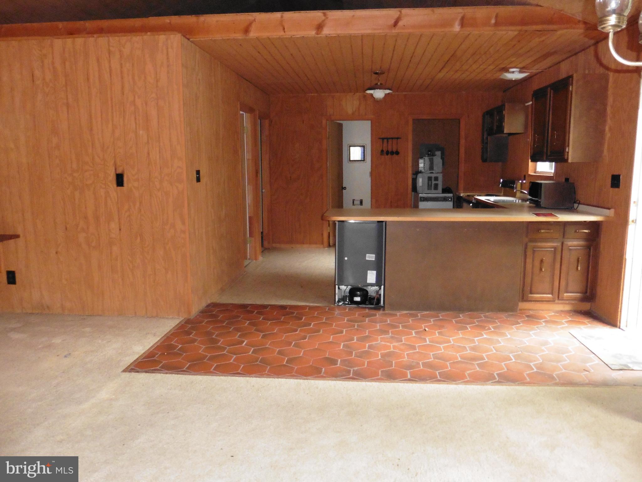 SPRUCE PINE HOLLOW - Residential