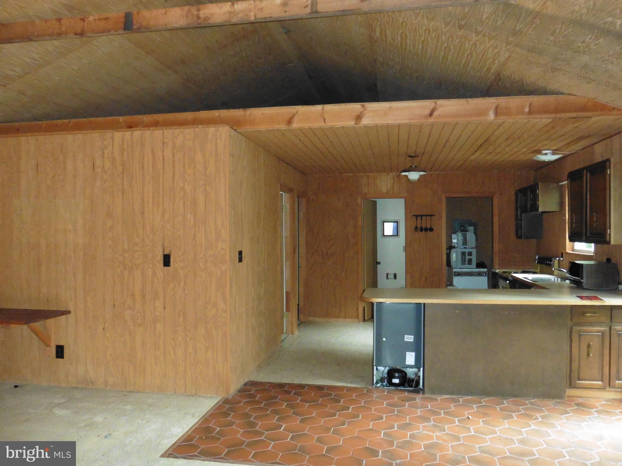 SPRUCE PINE HOLLOW - Residential