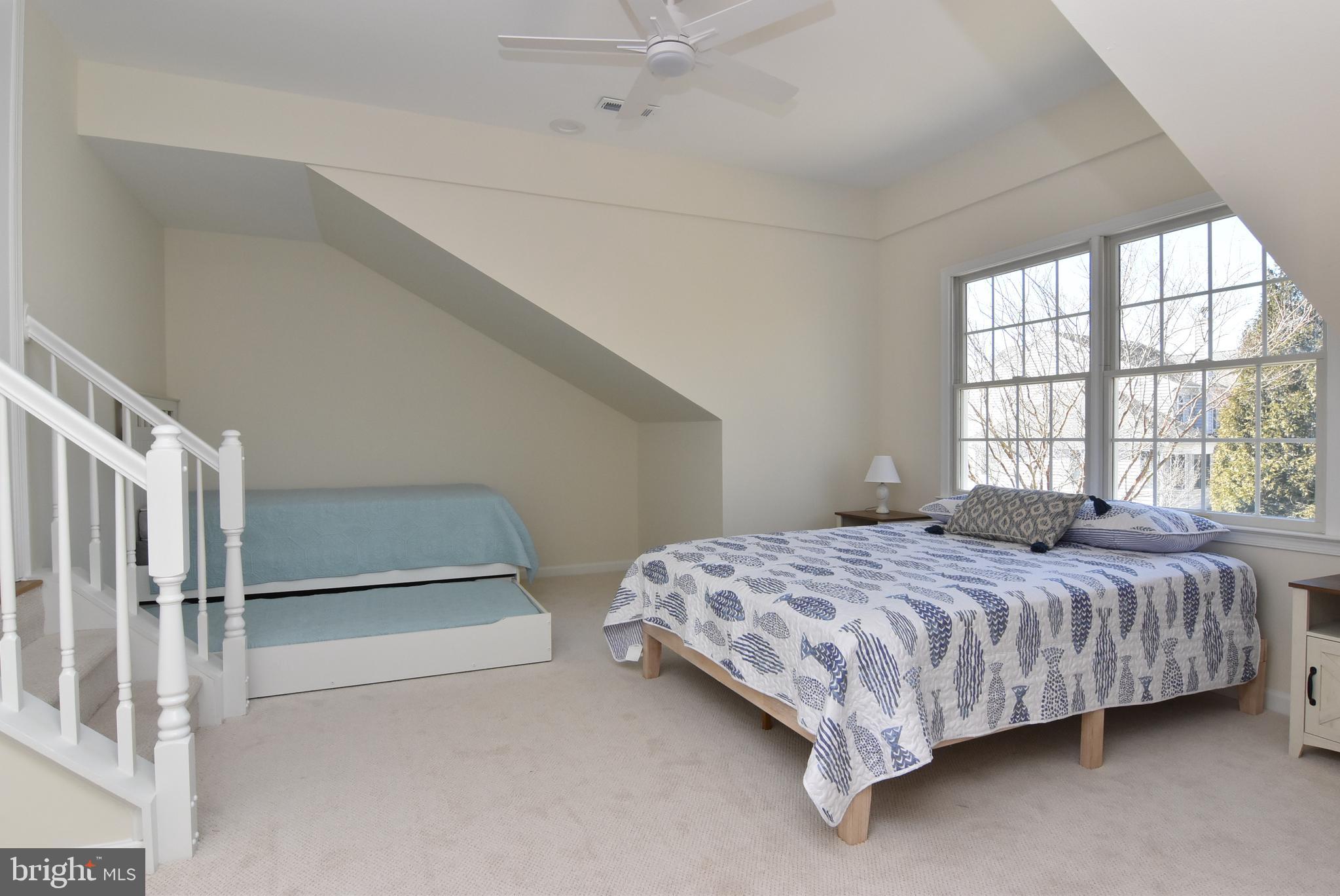 BETHANY LAKES - Residential