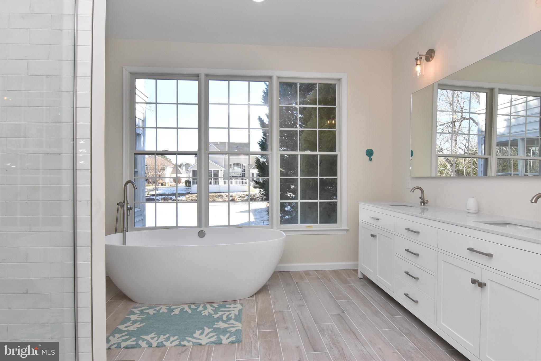 BETHANY LAKES - Residential