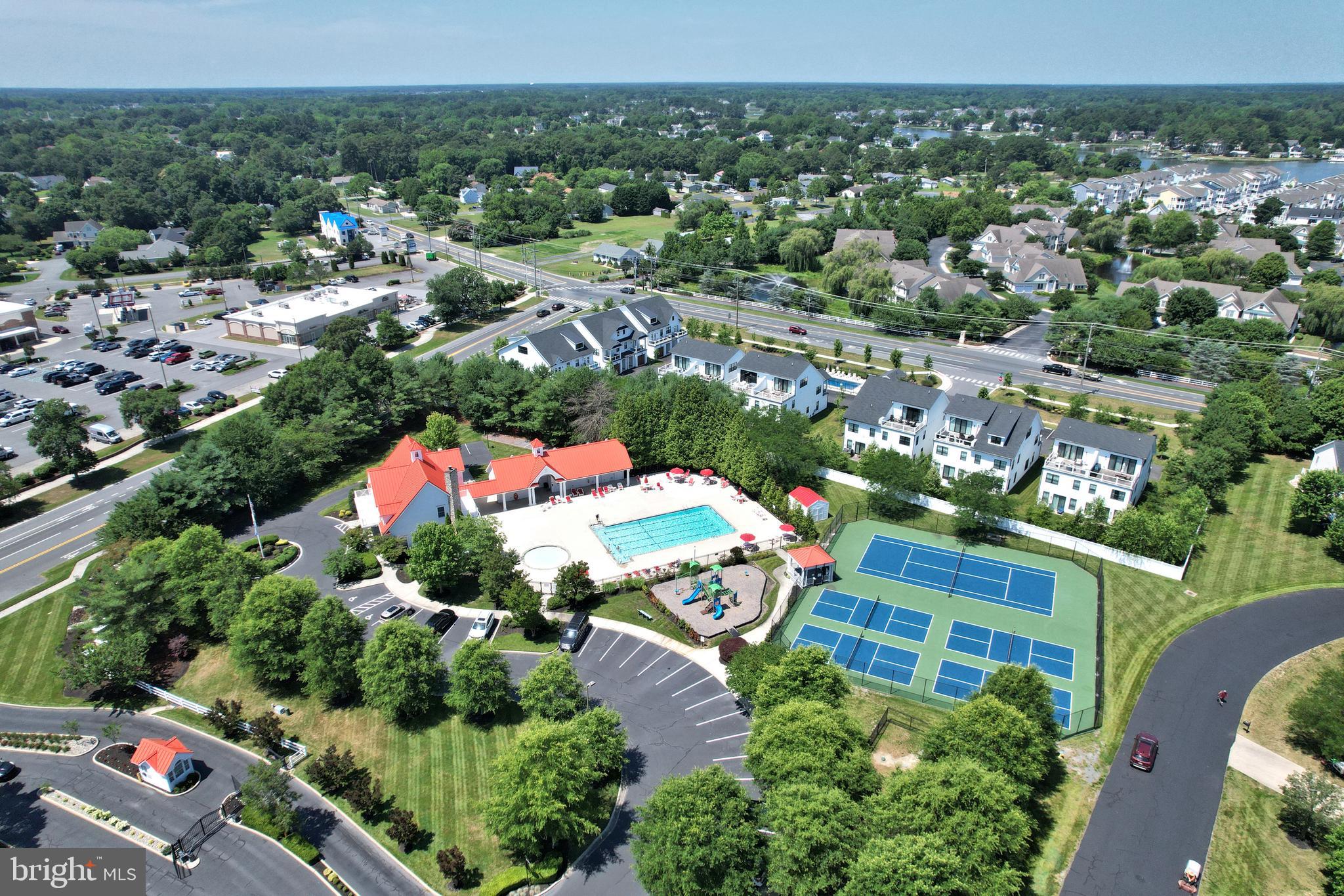 BETHANY LAKES - Residential