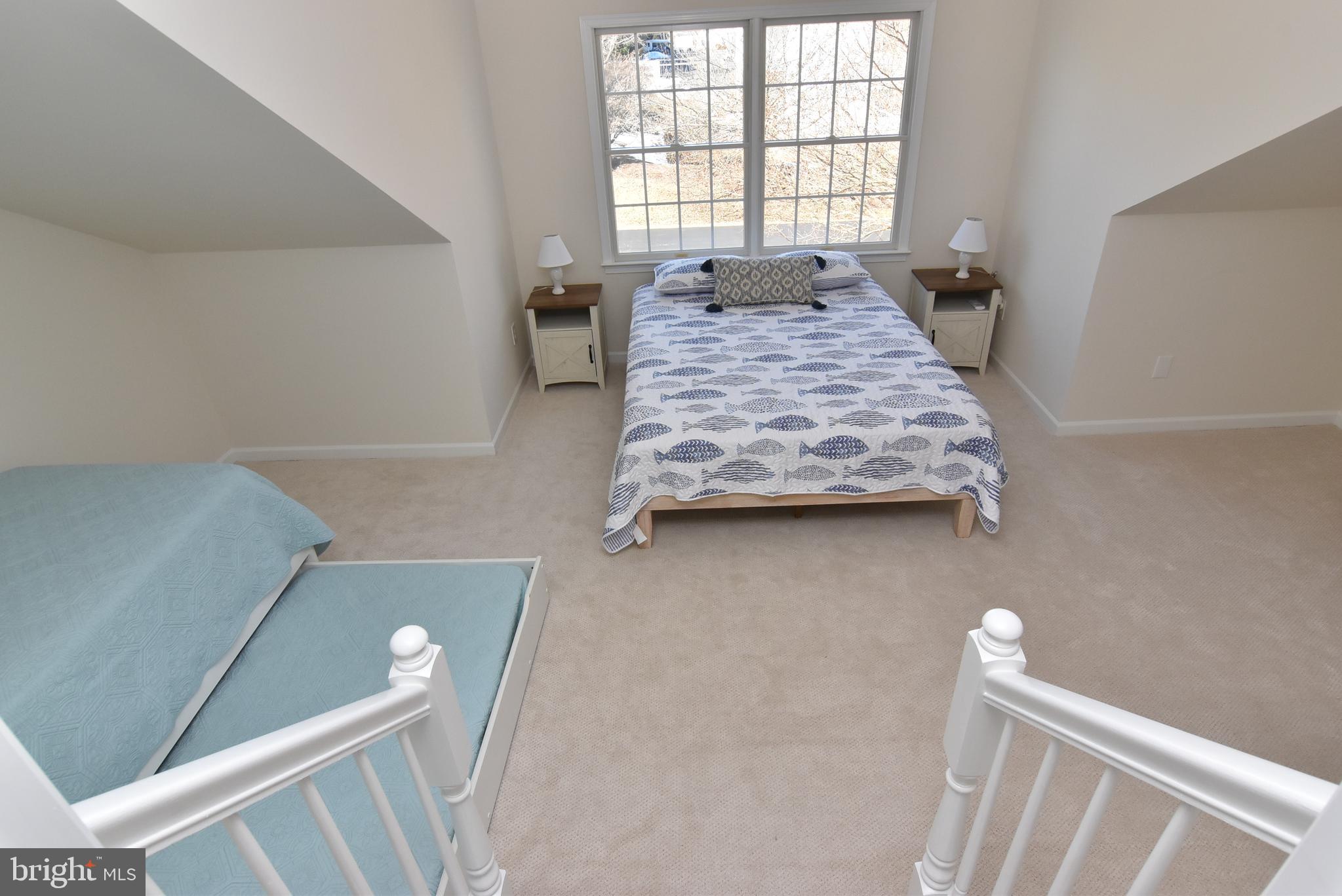 BETHANY LAKES - Residential