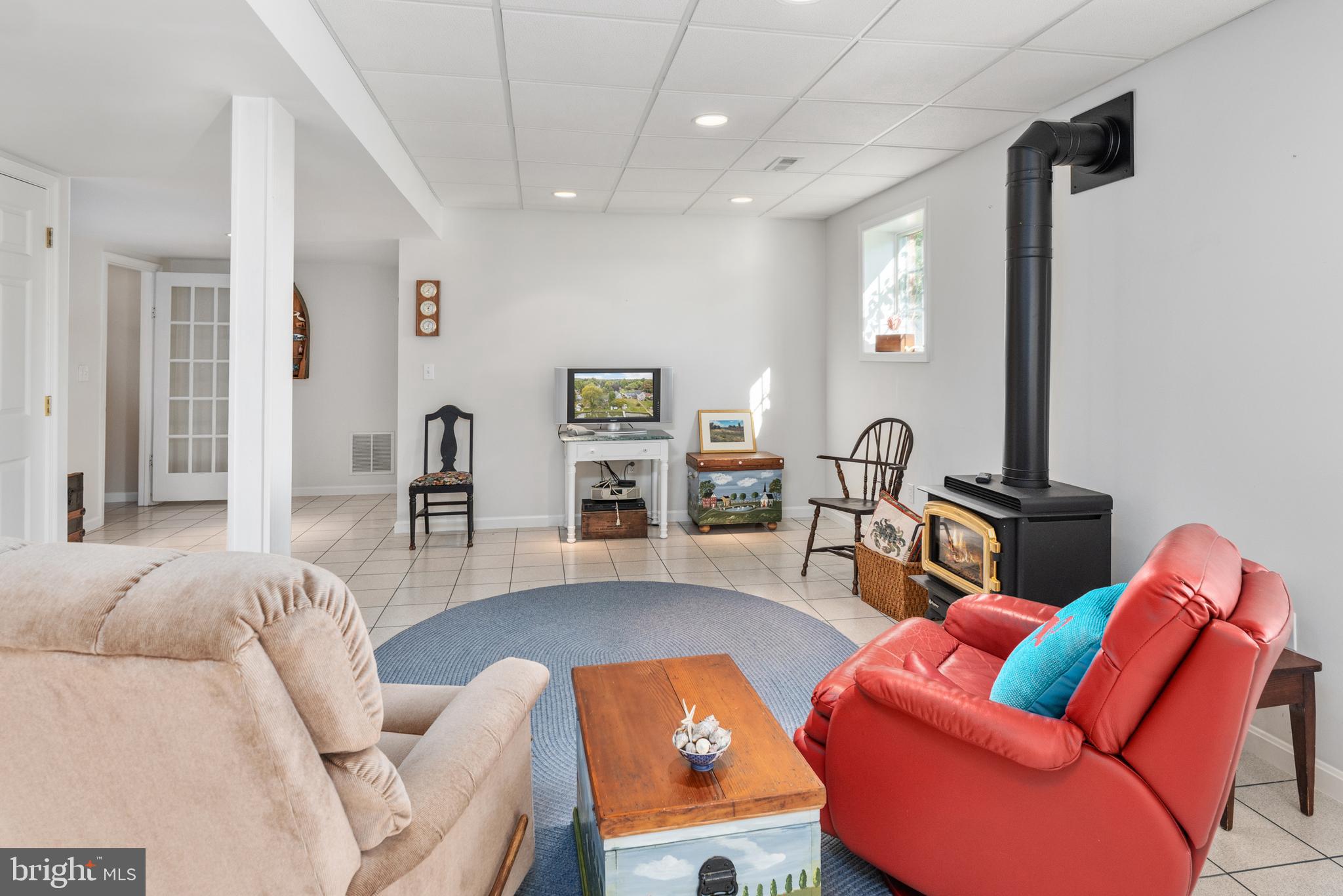 WHITEHALL BEACH - Residential