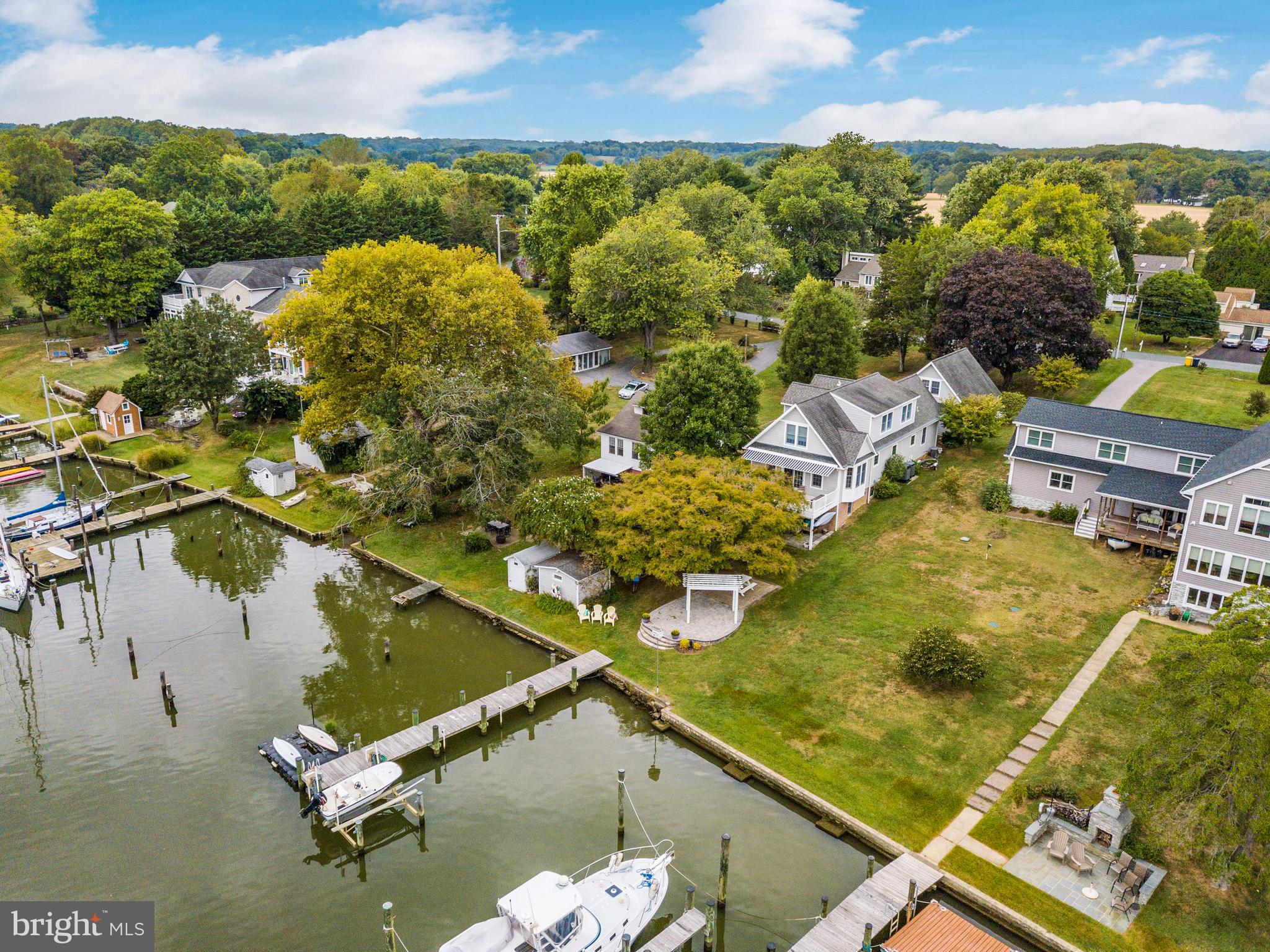 WHITEHALL BEACH - Residential