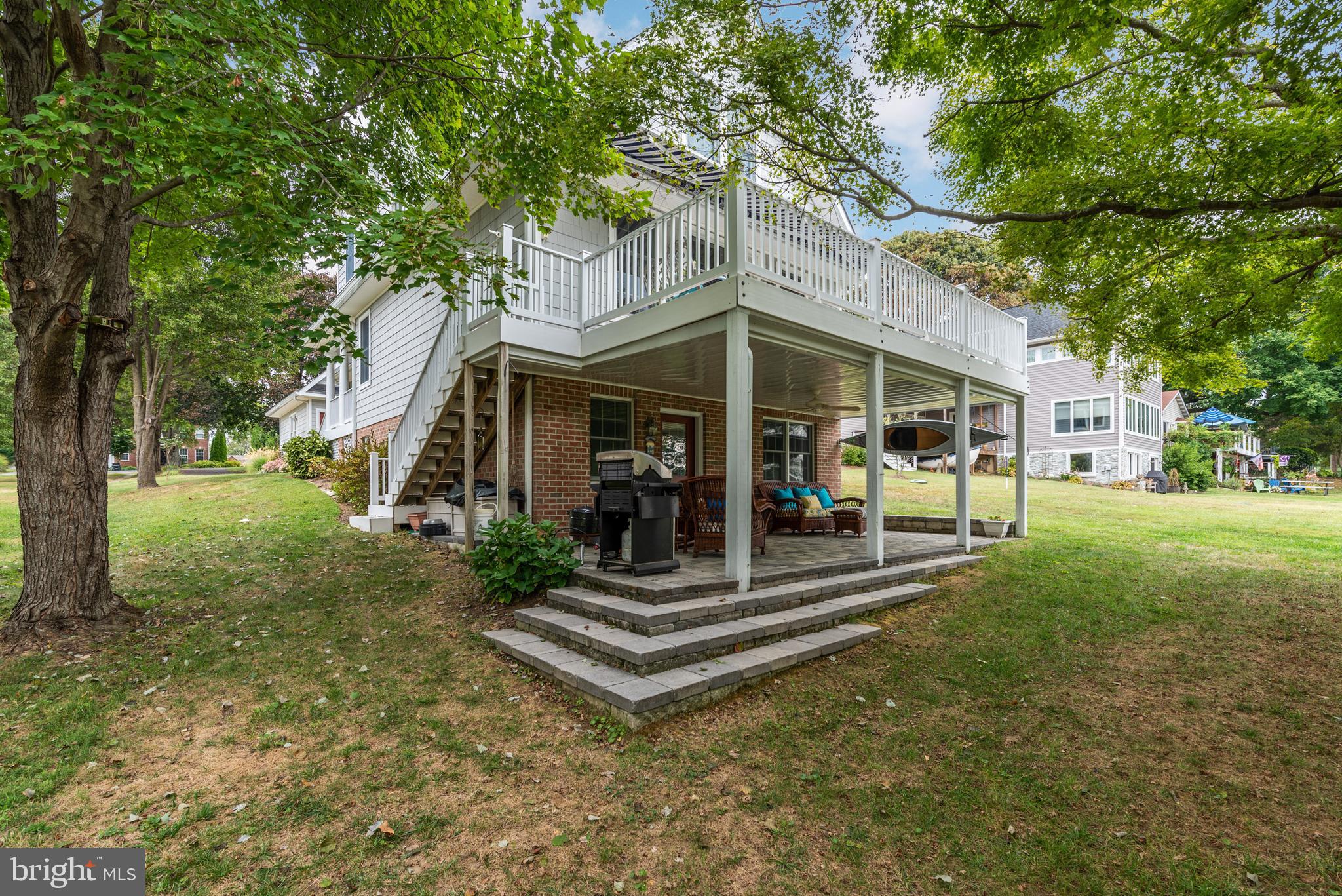 WHITEHALL BEACH - Residential