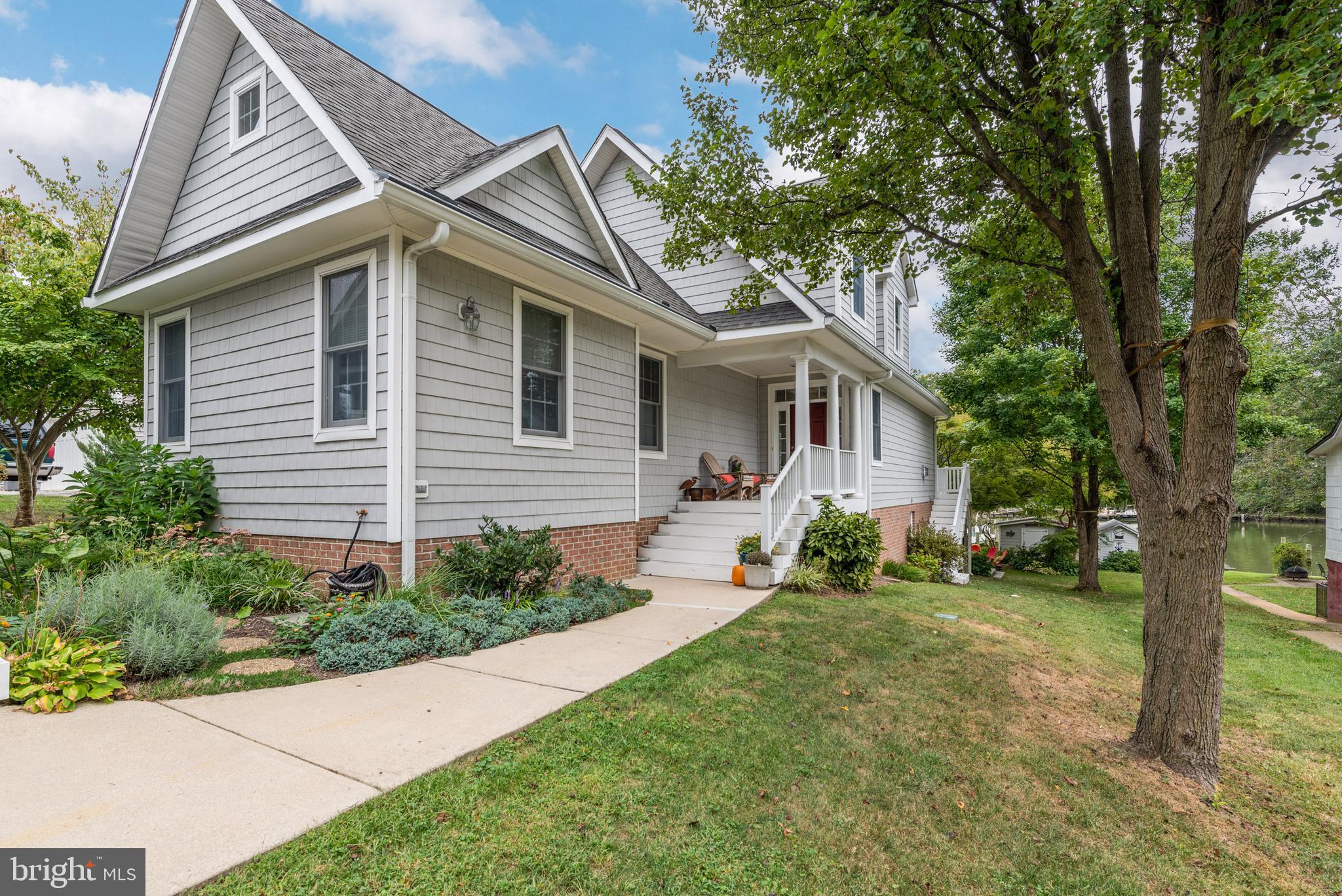 WHITEHALL BEACH - Residential
