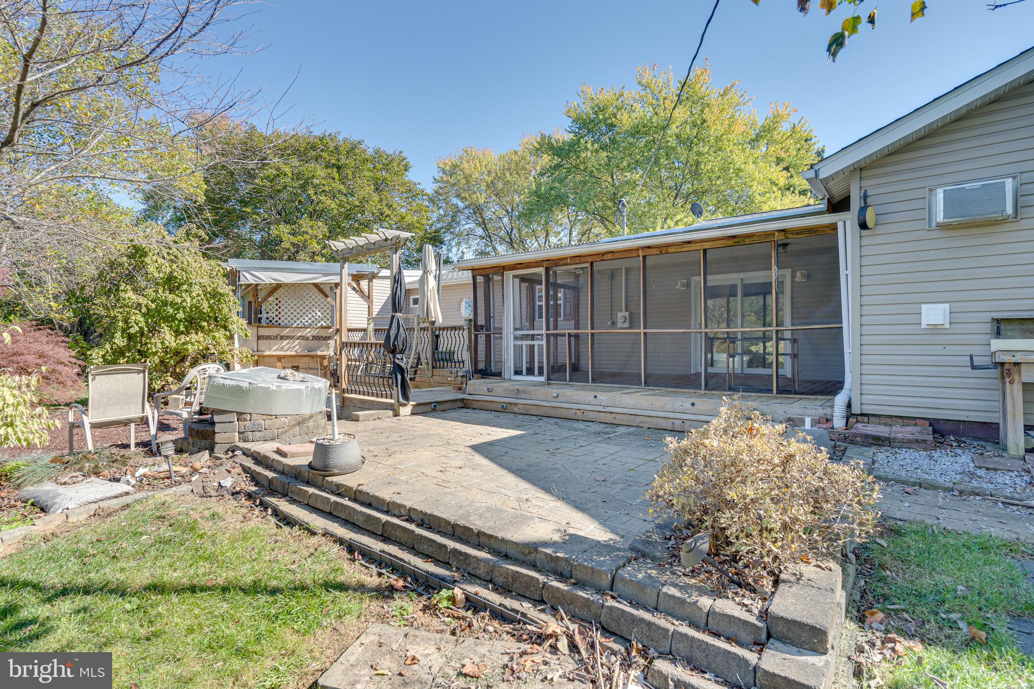 HAPPY CREEK - Residential