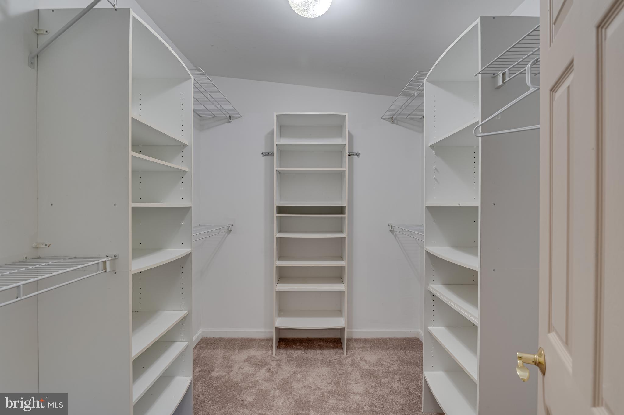 HAPPY CREEK - Residential