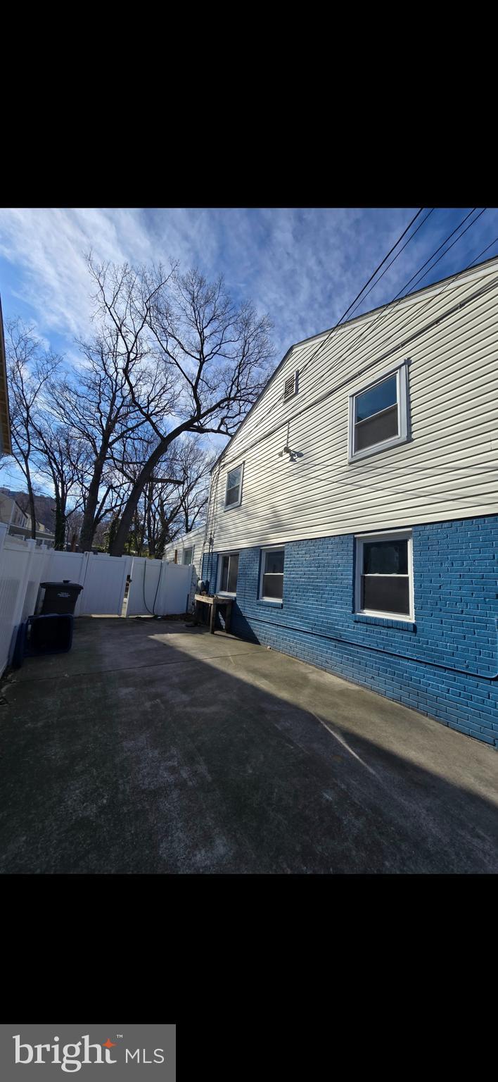 HUNTINGTON - Residential