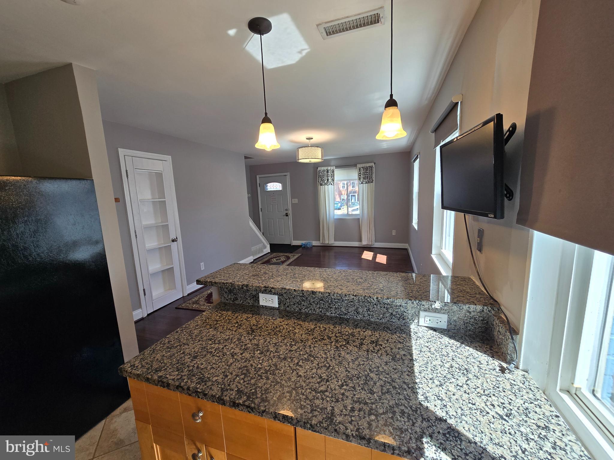 HUNTINGTON - Residential