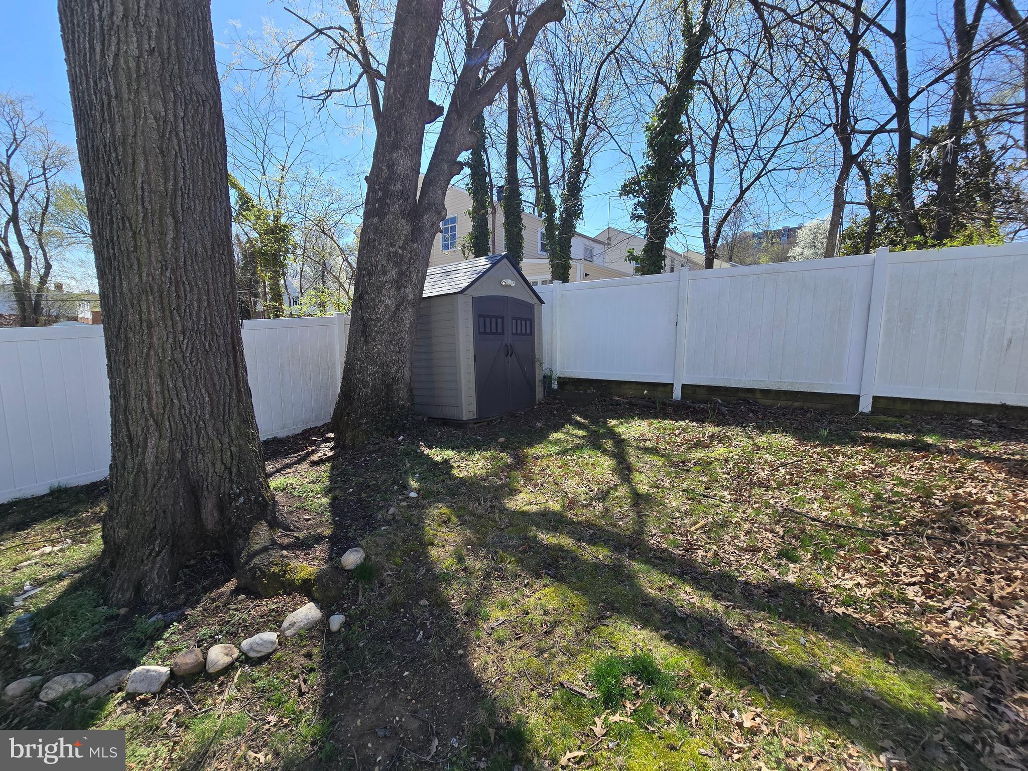 HUNTINGTON - Residential