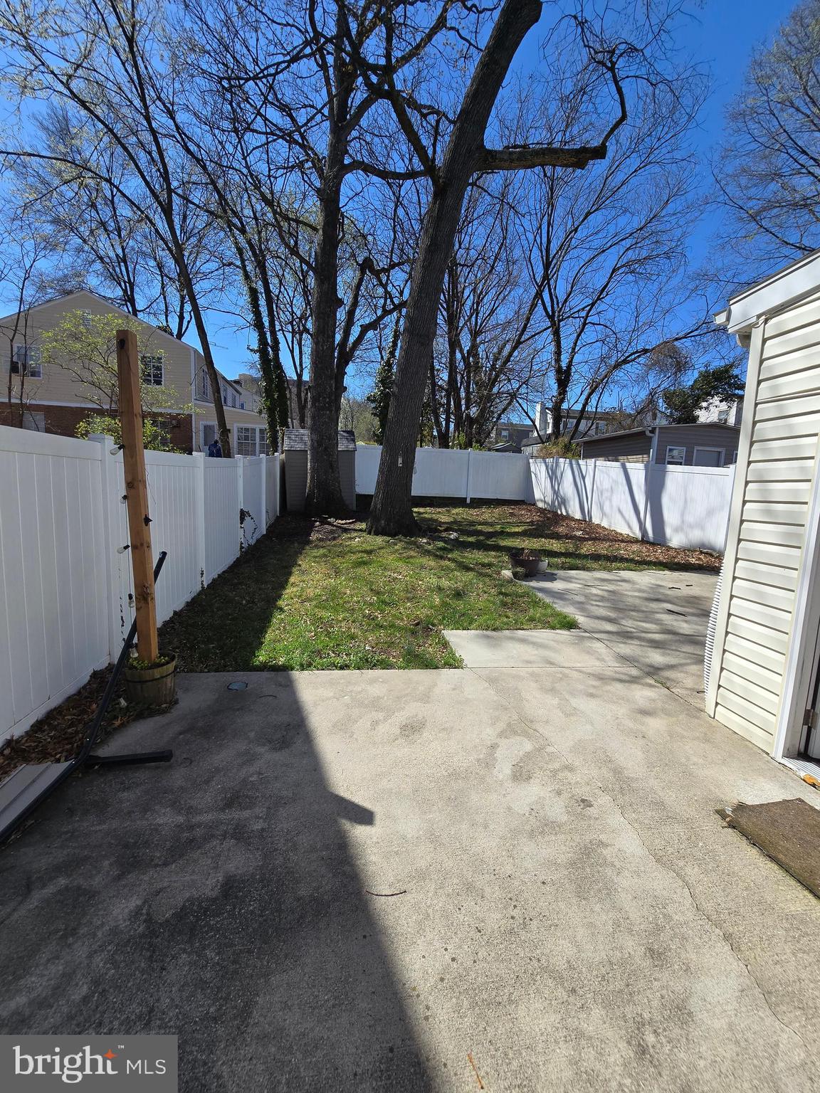 HUNTINGTON - Residential