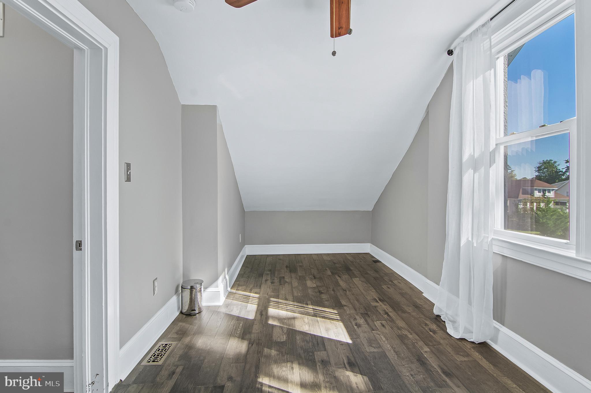 PARKVILLE - Residential