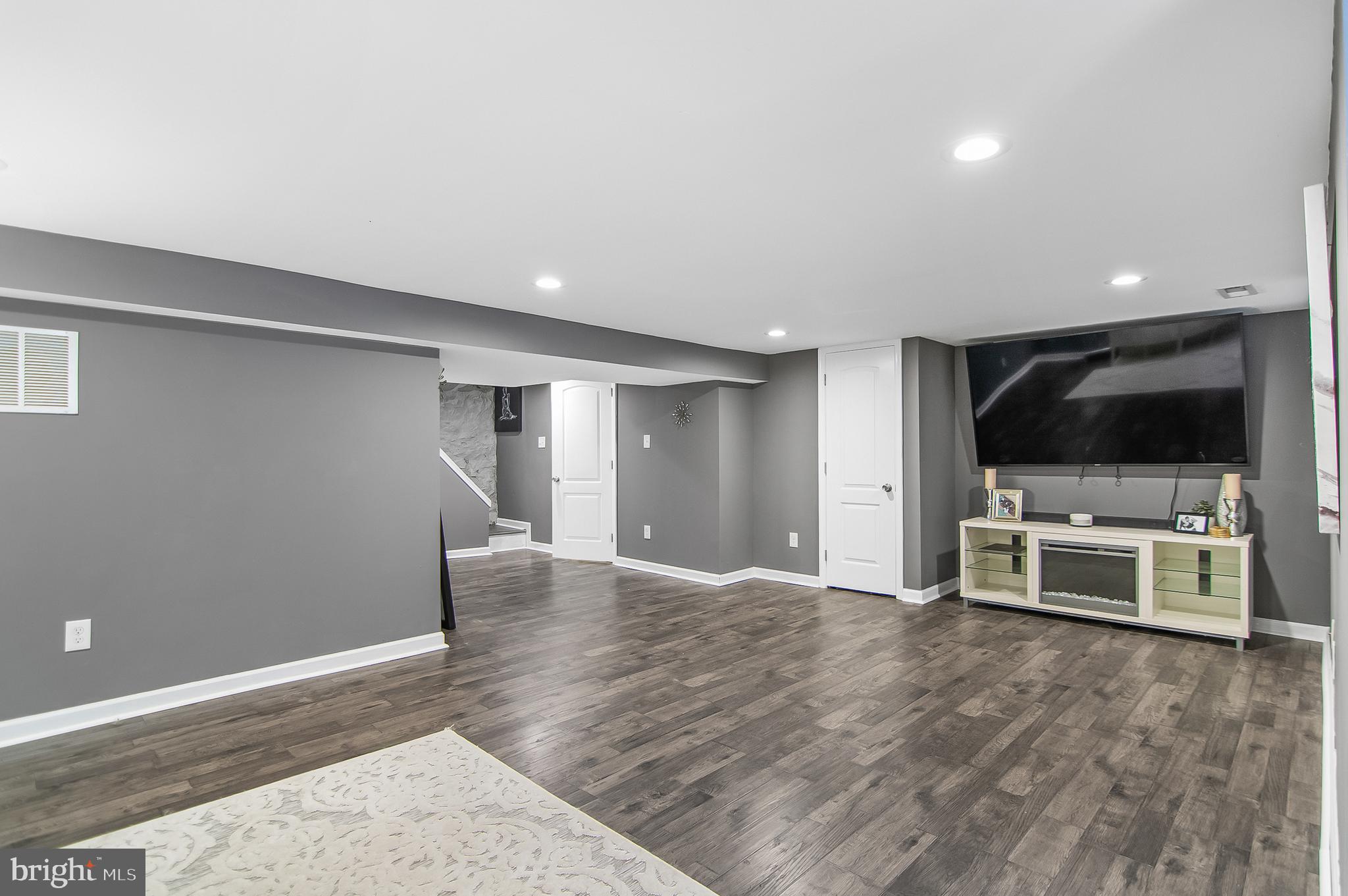 PARKVILLE - Residential