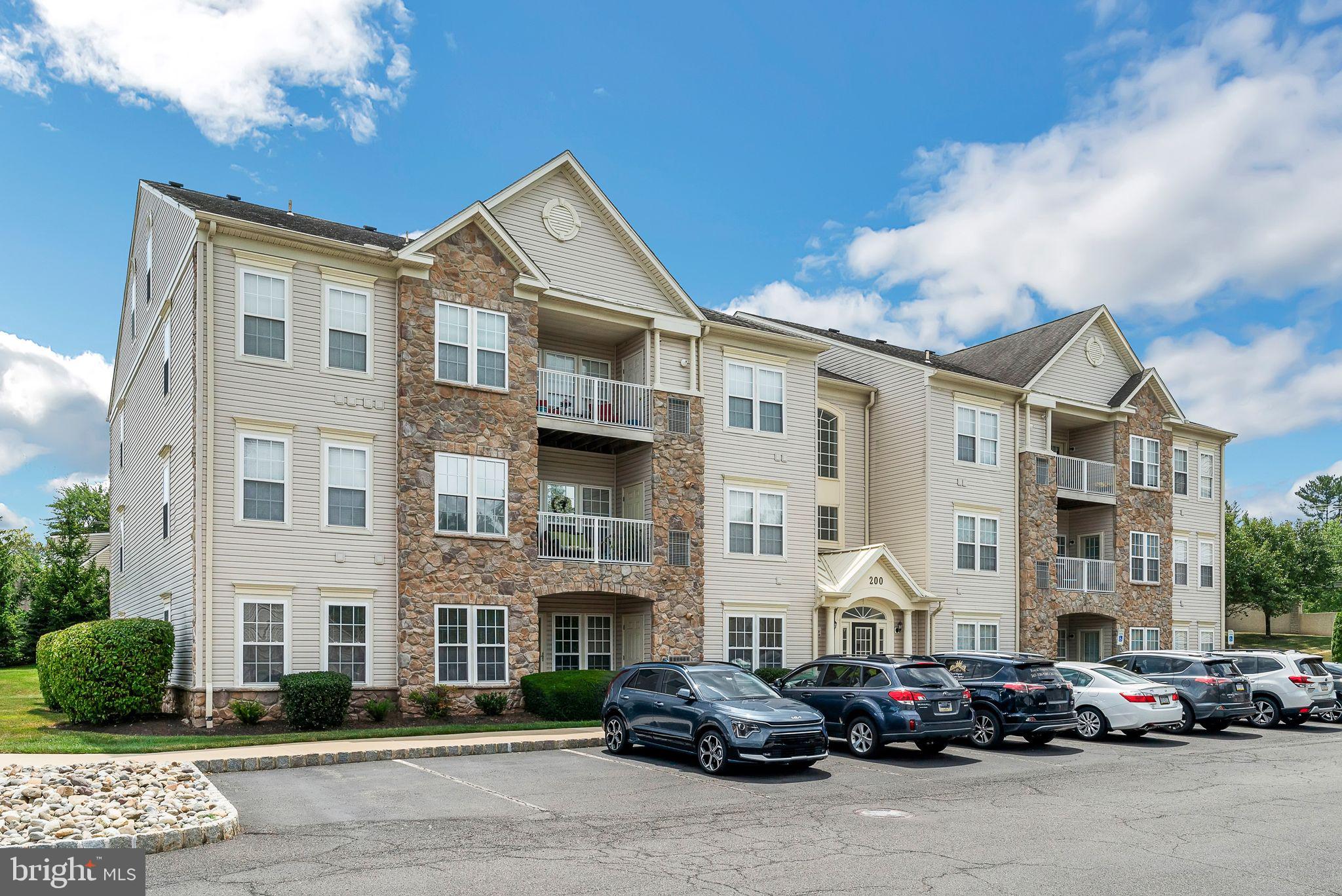 FOREST RIDGE - Residential