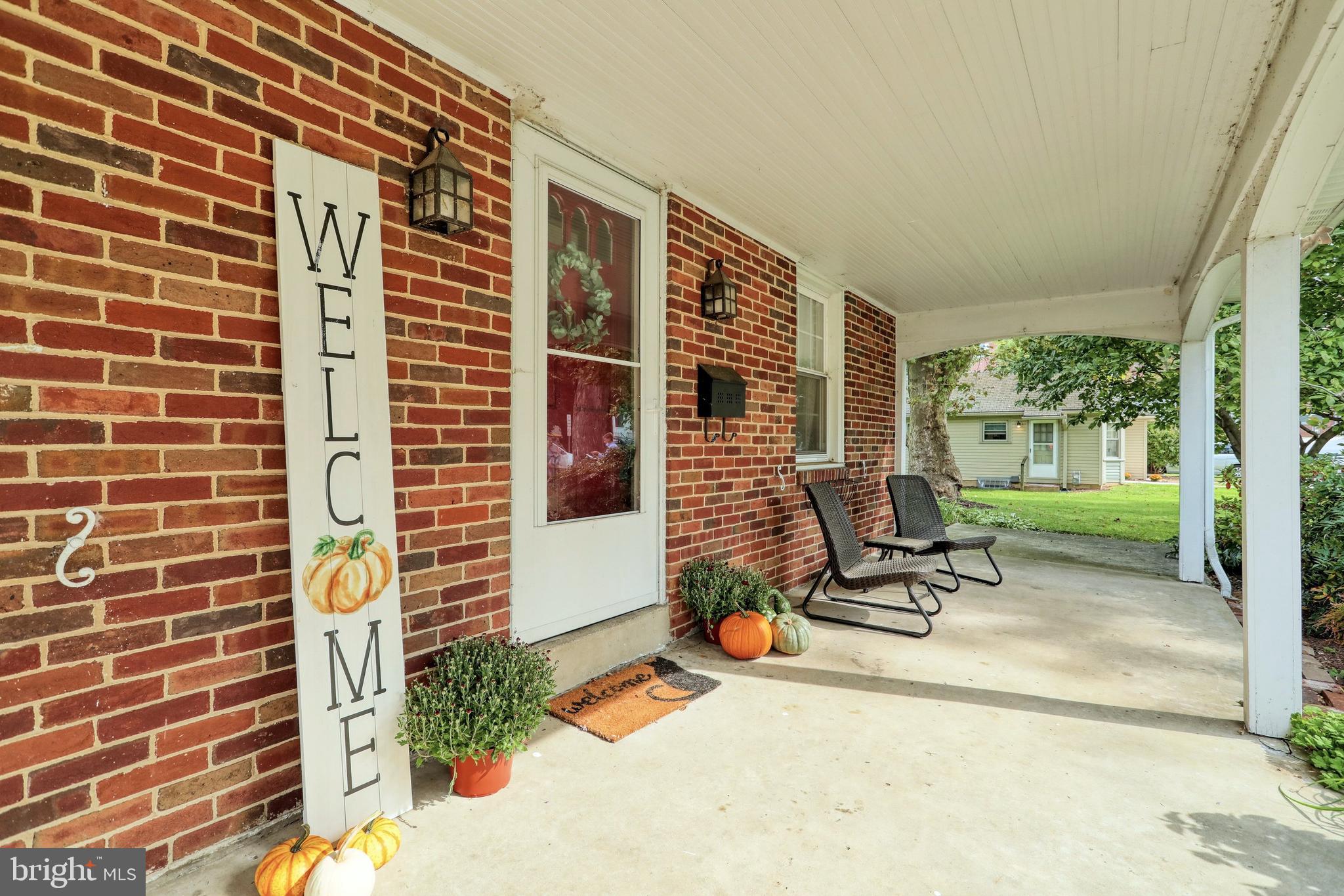 YORK COLLEGE - Residential