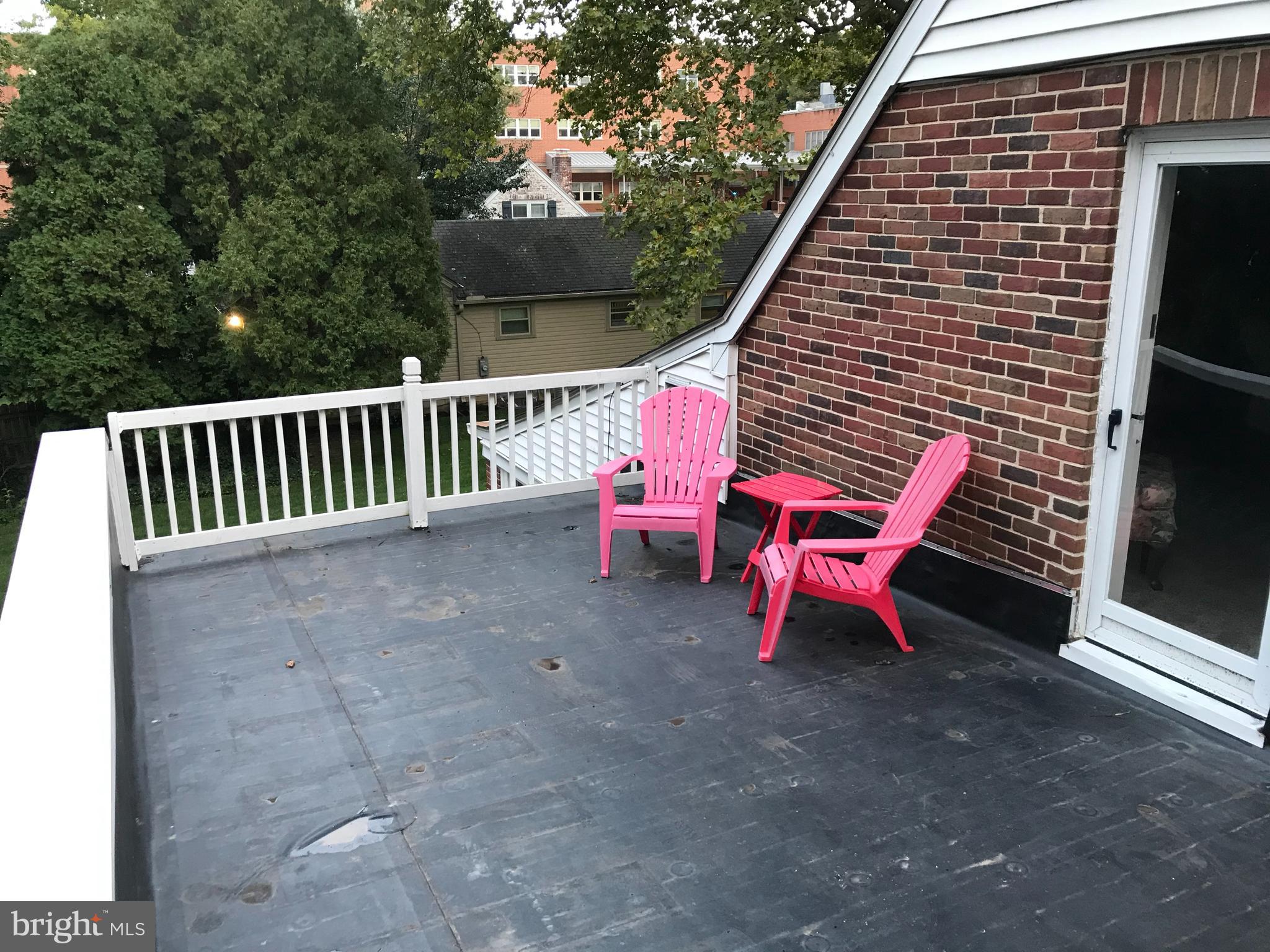 YORK COLLEGE - Residential