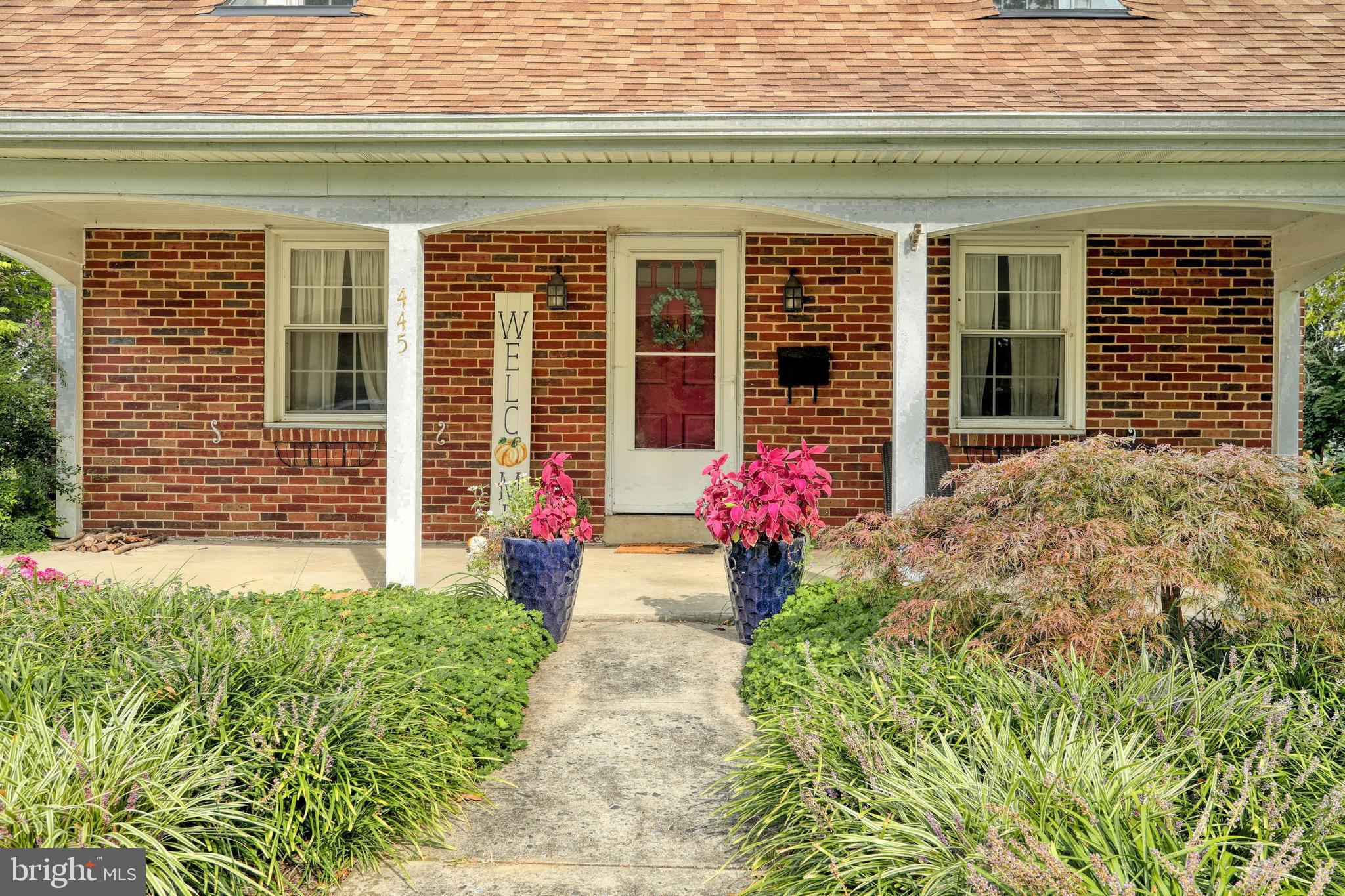 YORK COLLEGE - Residential