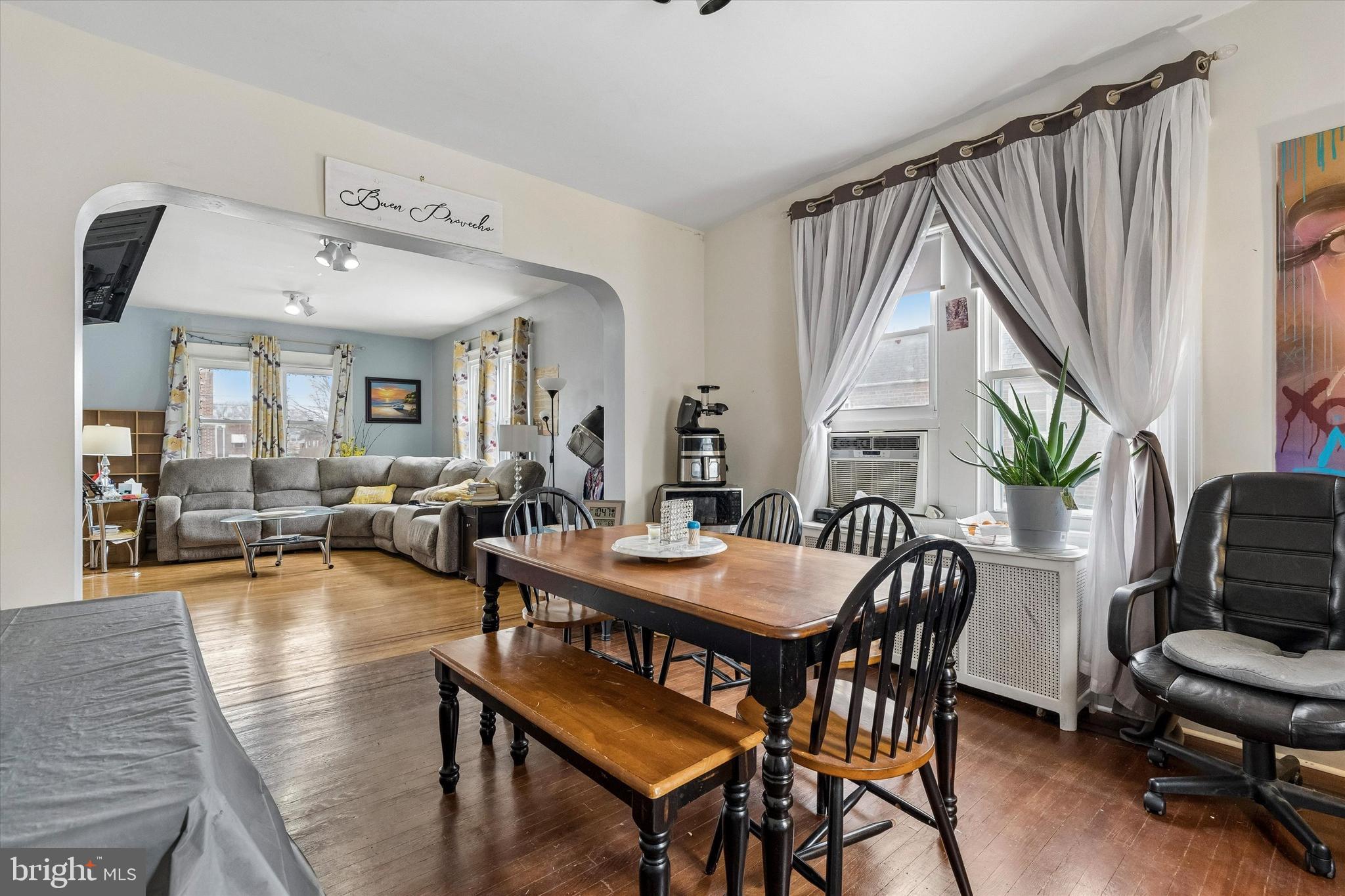 FOX CHASE - Residential