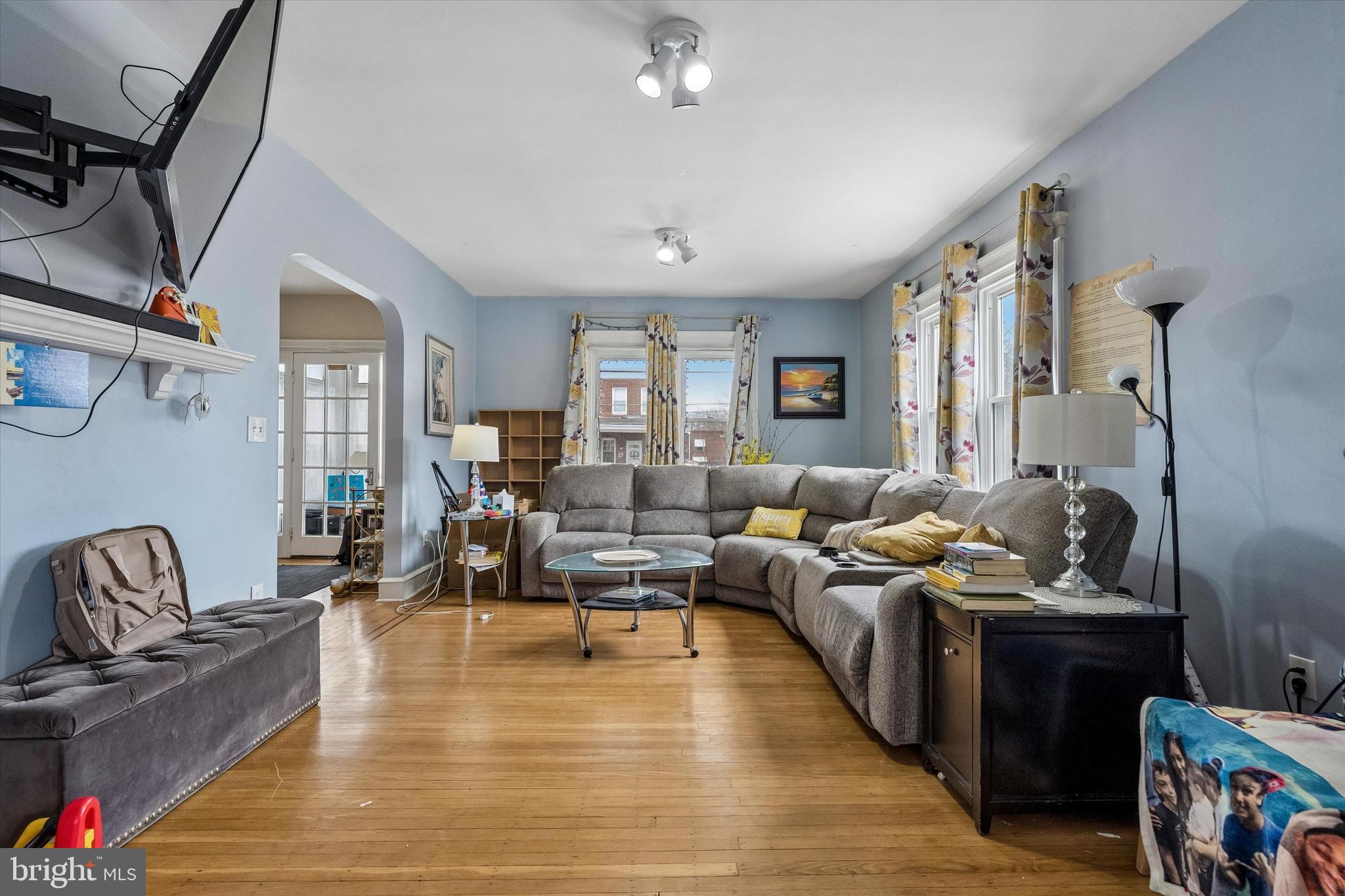 FOX CHASE - Residential