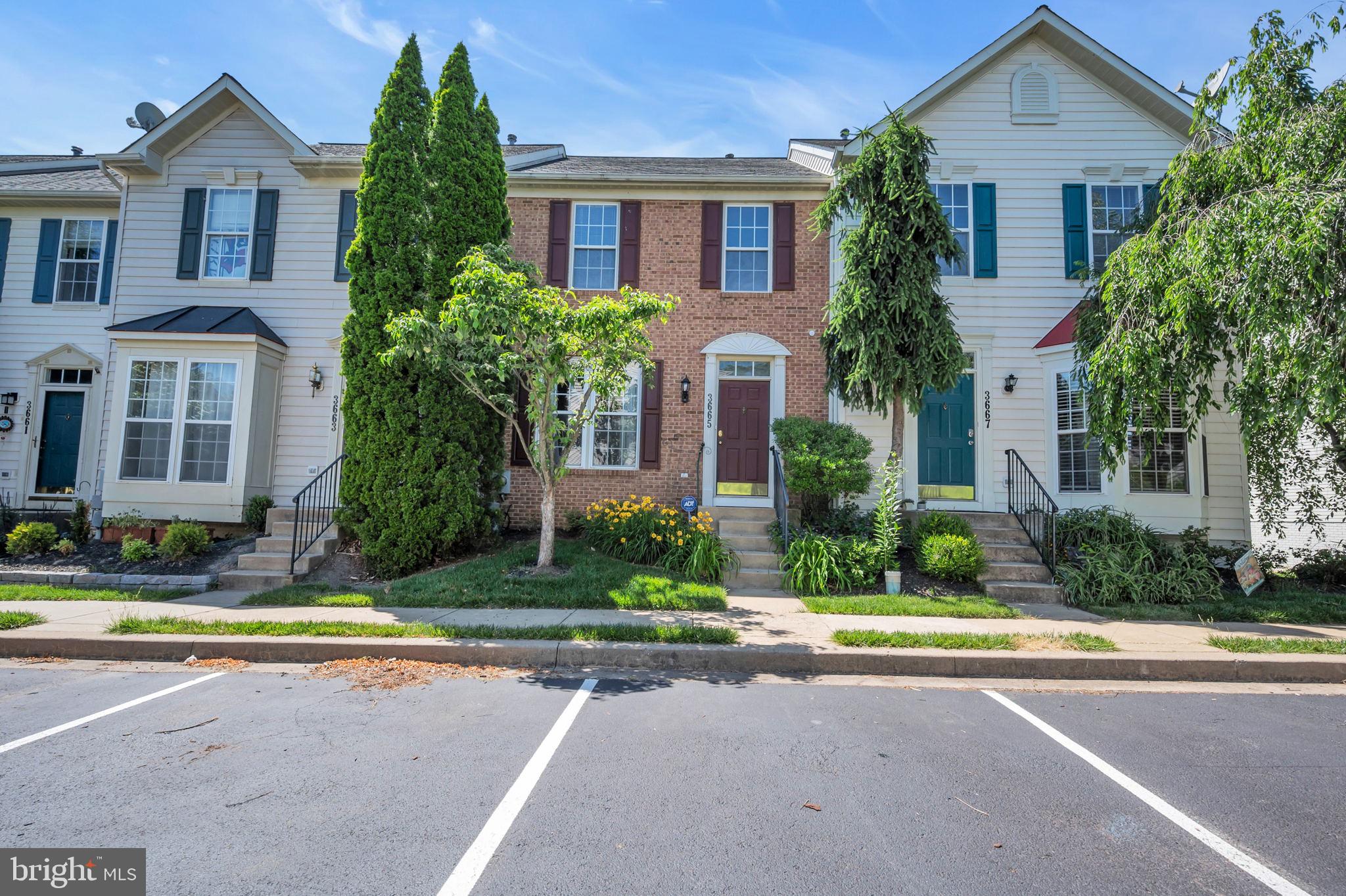 VILLAGES OF URBANA - Residential