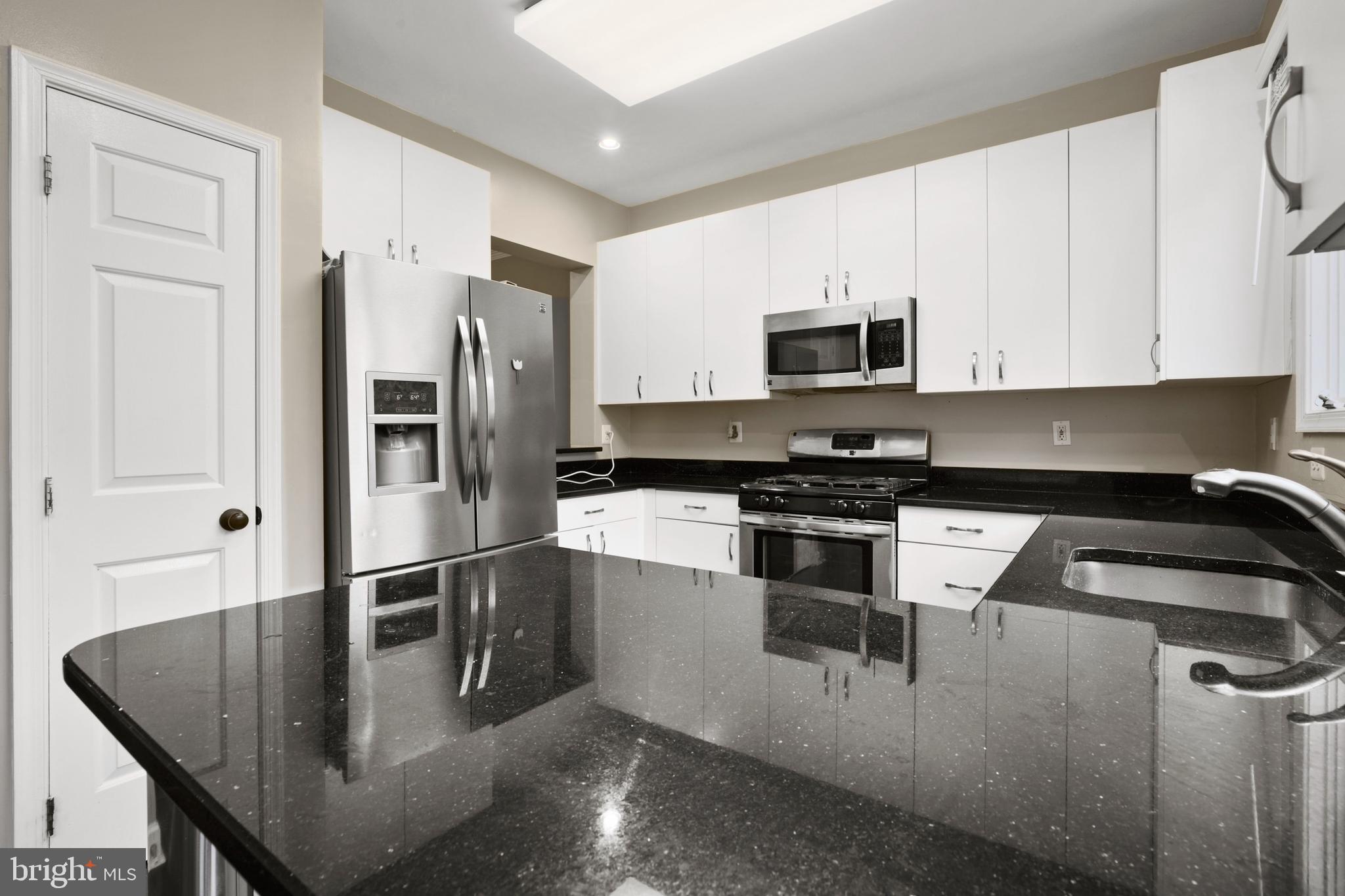 SUMMIT CHASE - Residential