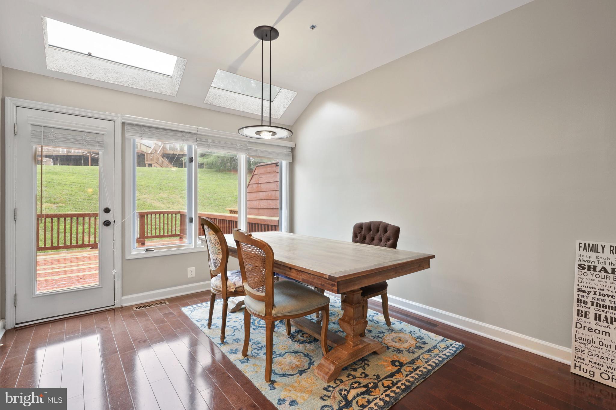 SUMMIT CHASE - Residential