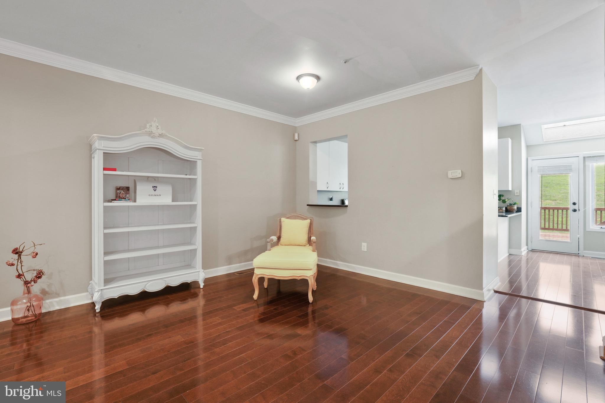 SUMMIT CHASE - Residential