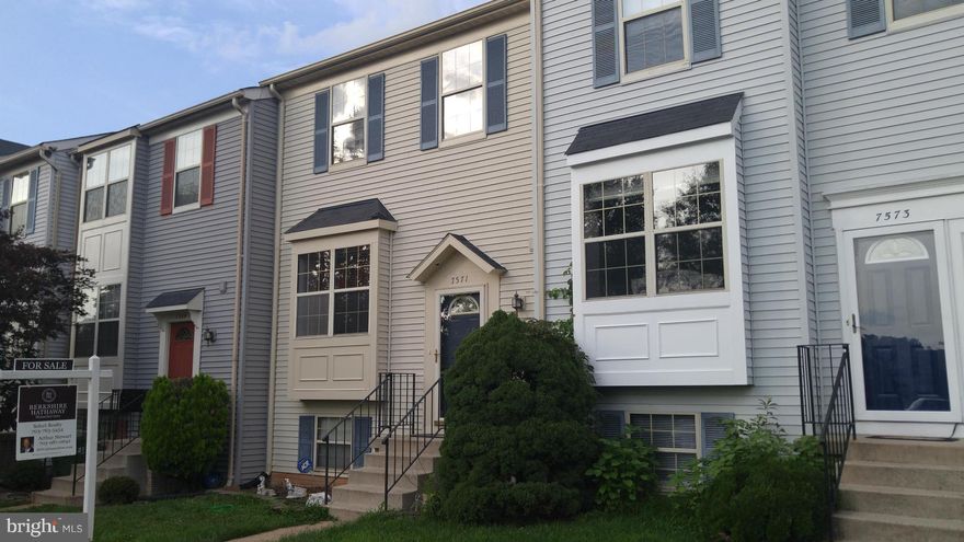 4 bdrm, 3.5 ba, all lvls finished to perfection. Large kit. opens to large deck. Sunken living room makes entertaining a breeze. Finished basement with walkout to future patio. Backs to trees for privacy.