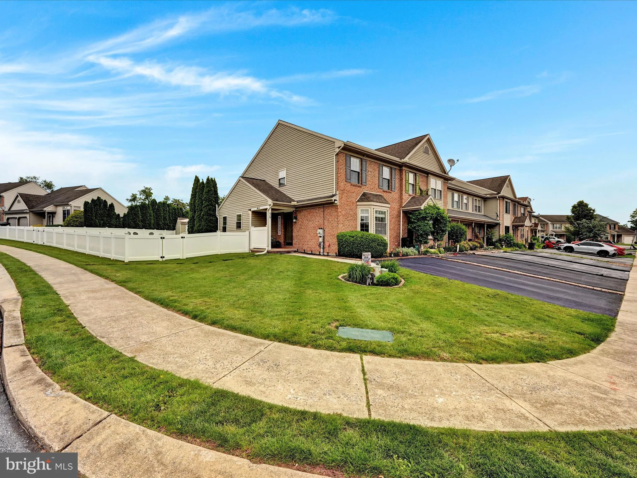 Elizabethtown, Pennsylvania 17022, United States, 3 Bedrooms Bedrooms, ,2 BathroomsBathrooms,Residential,Pending,139149